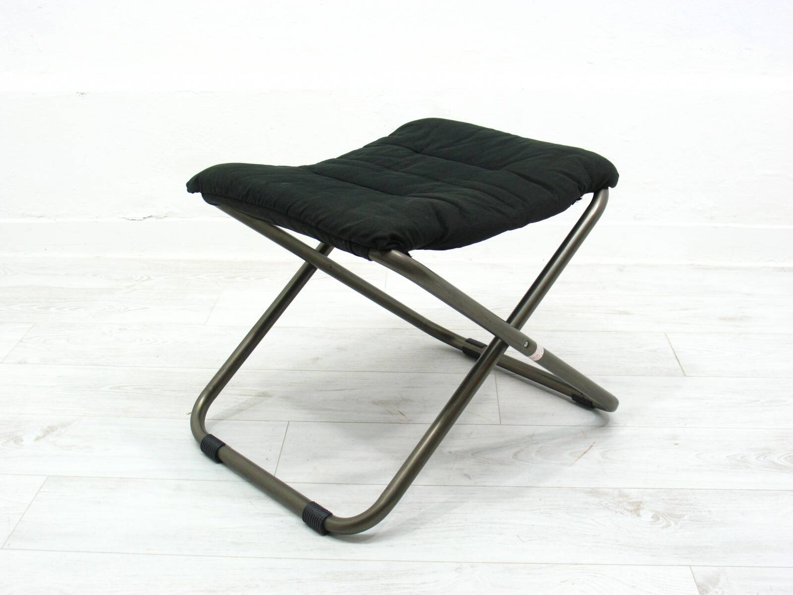 Fiam stool by F. Favagrossa, Italy, 1990s.