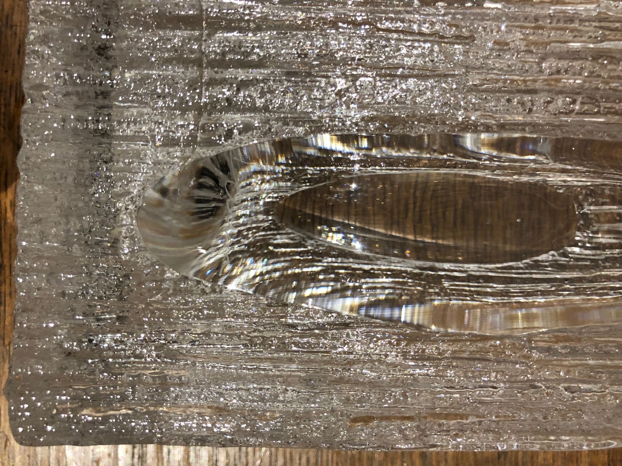 Vase Daum model crater