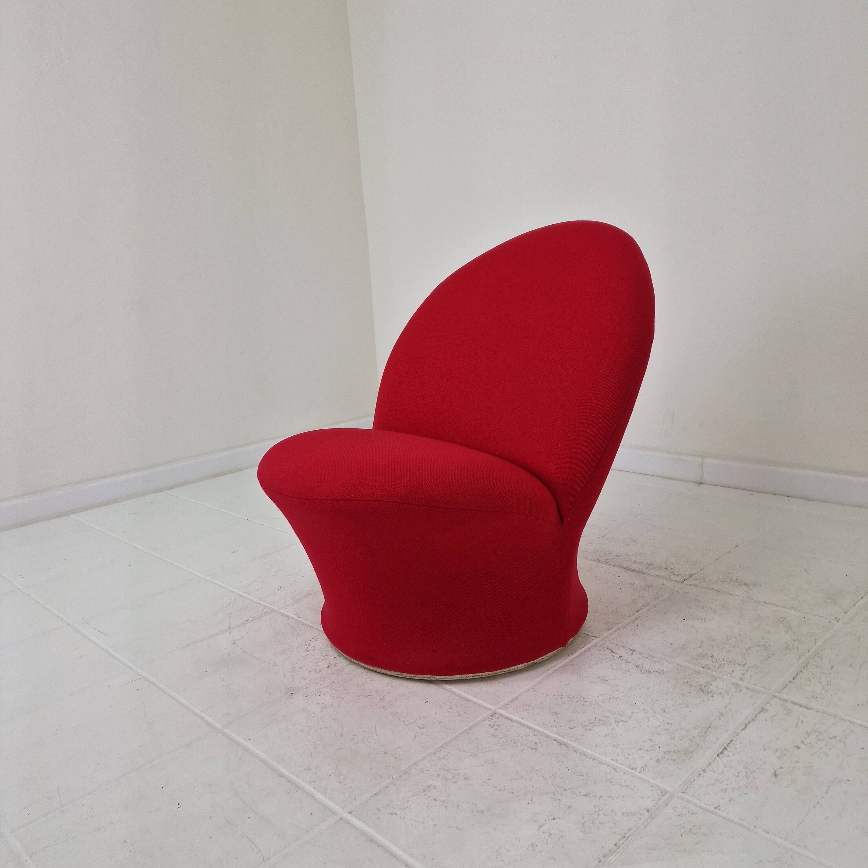 Artifort Model F572 Lounge Chair by Pierre Paulin 1967, Sculptural Masterpi