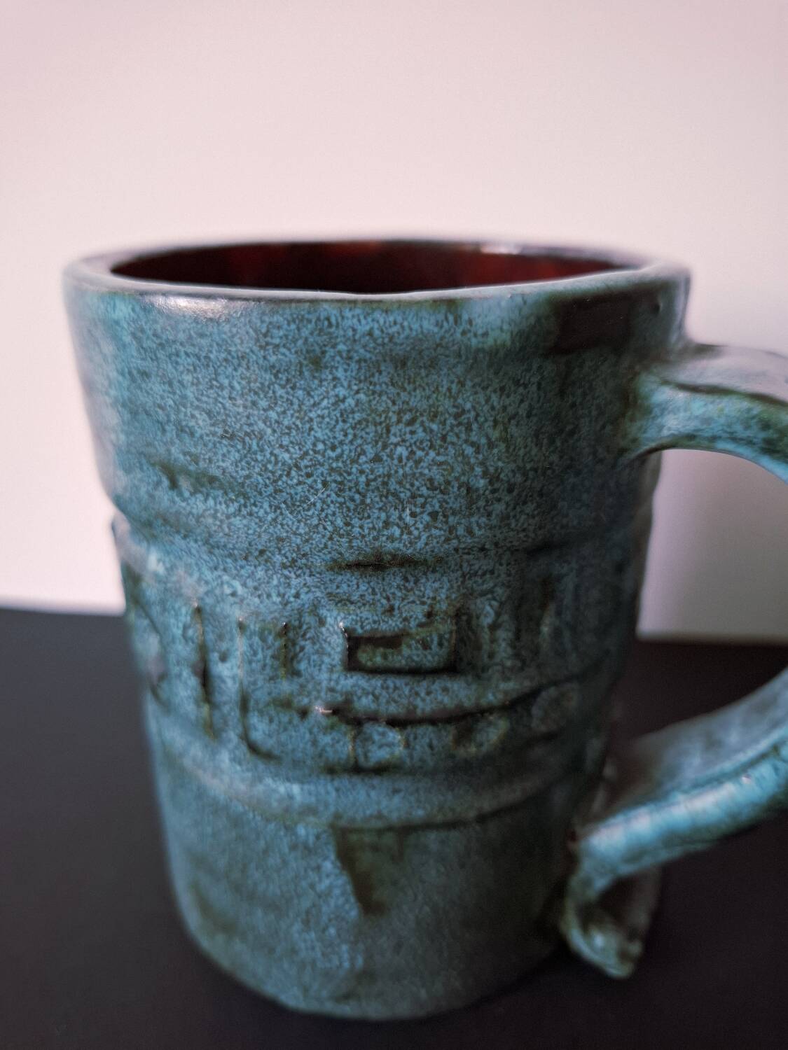 A pair of modernist mugs by L.Y Bonnet.