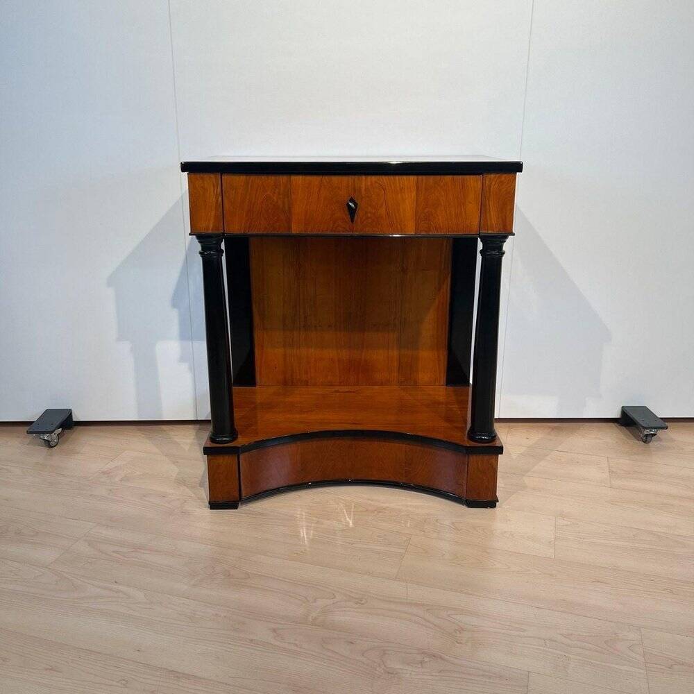 Biedermeier Console Table in Cherry Veneer, 1820