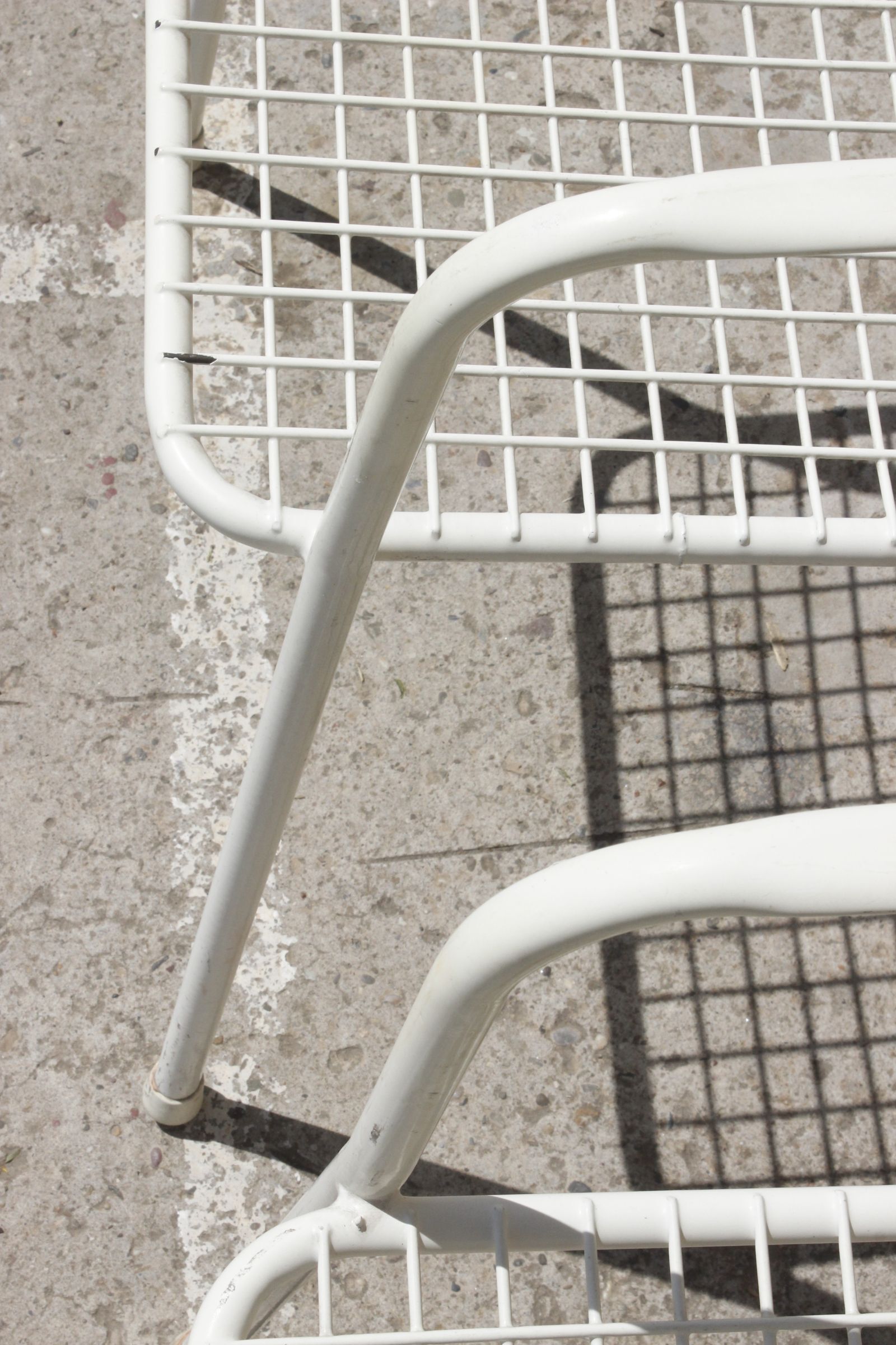 Pair of Emu Rio garden chairs in wire, Italy 1970s
