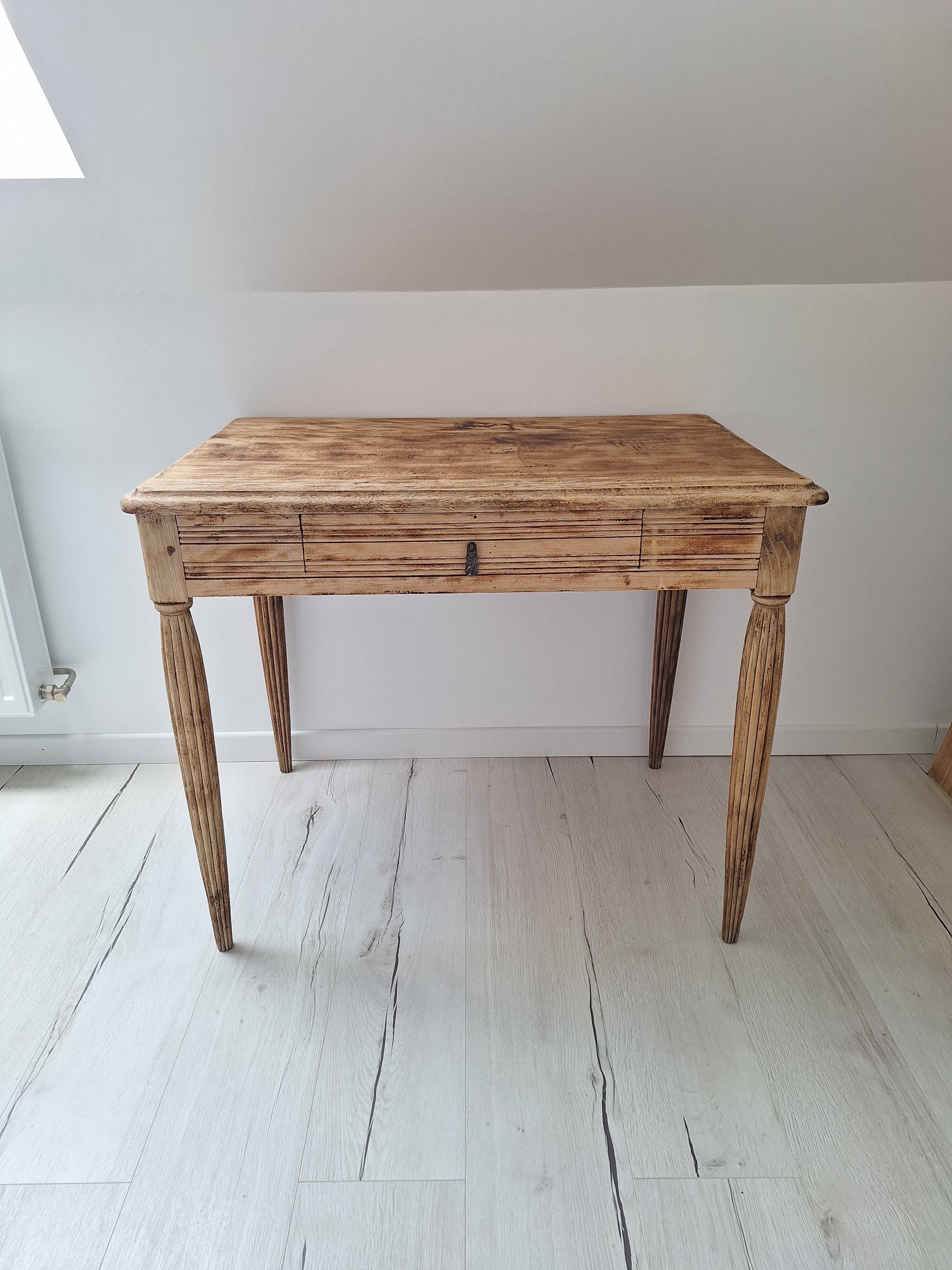 Desk / Side table / Art Deco console in solid wood from the 1930s-1940s
