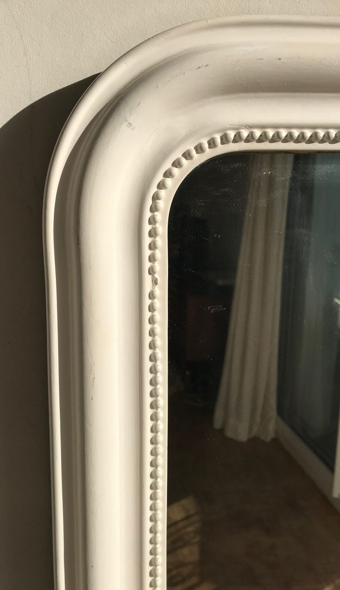 White Louis Philippe mirror - 76 x 56 cm