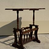Porte-revue en bois tourné brun