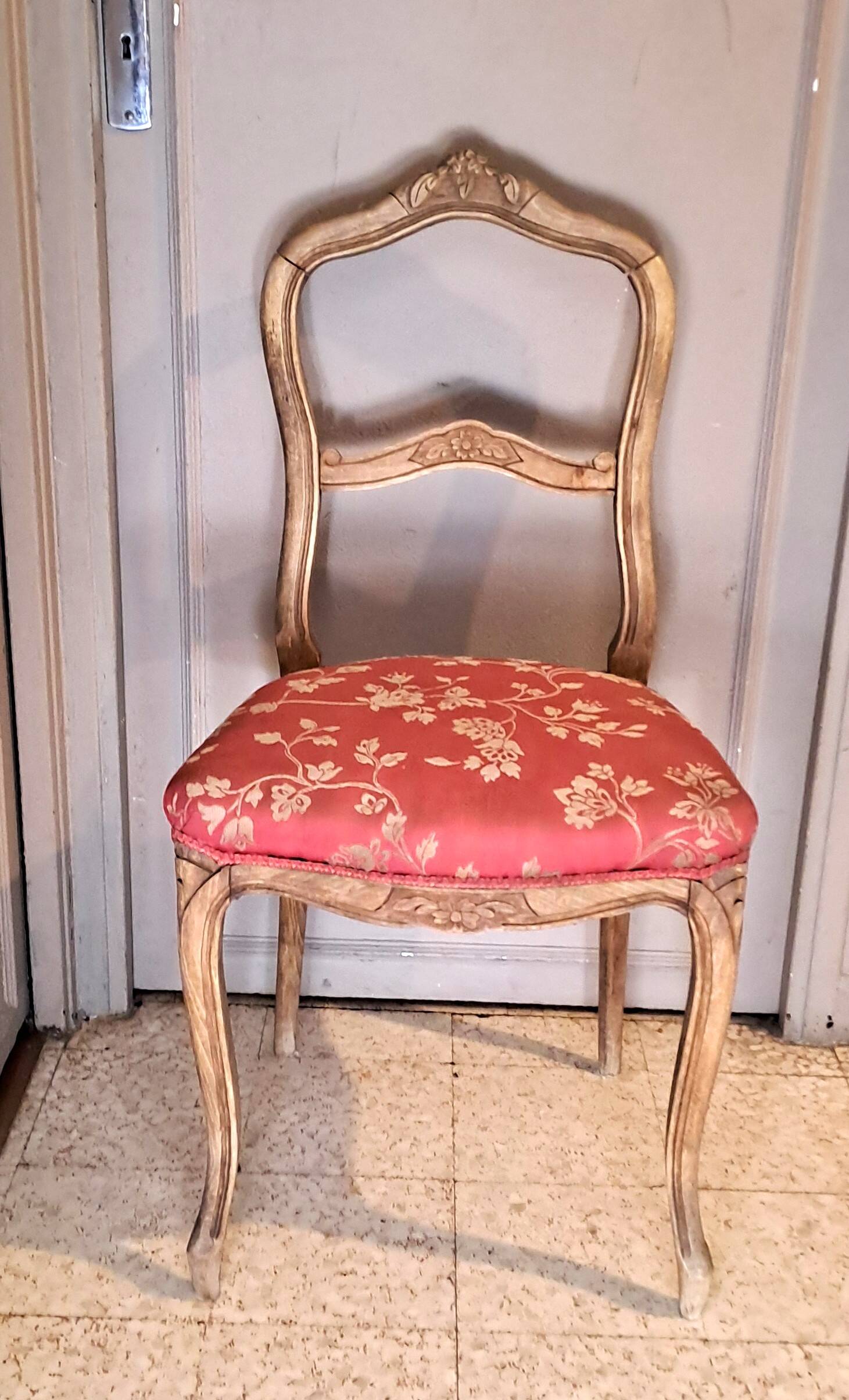 Wooden chair with varnished wood and red satin brocade fabric, 1920