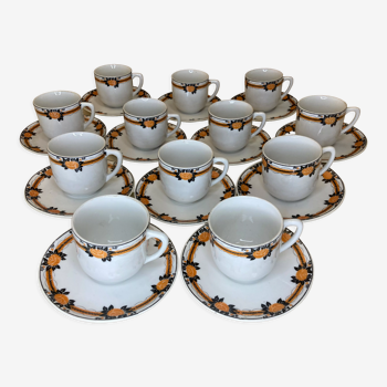 Porcelain coffee set of St Foy Limosa, 12 cups before 1960