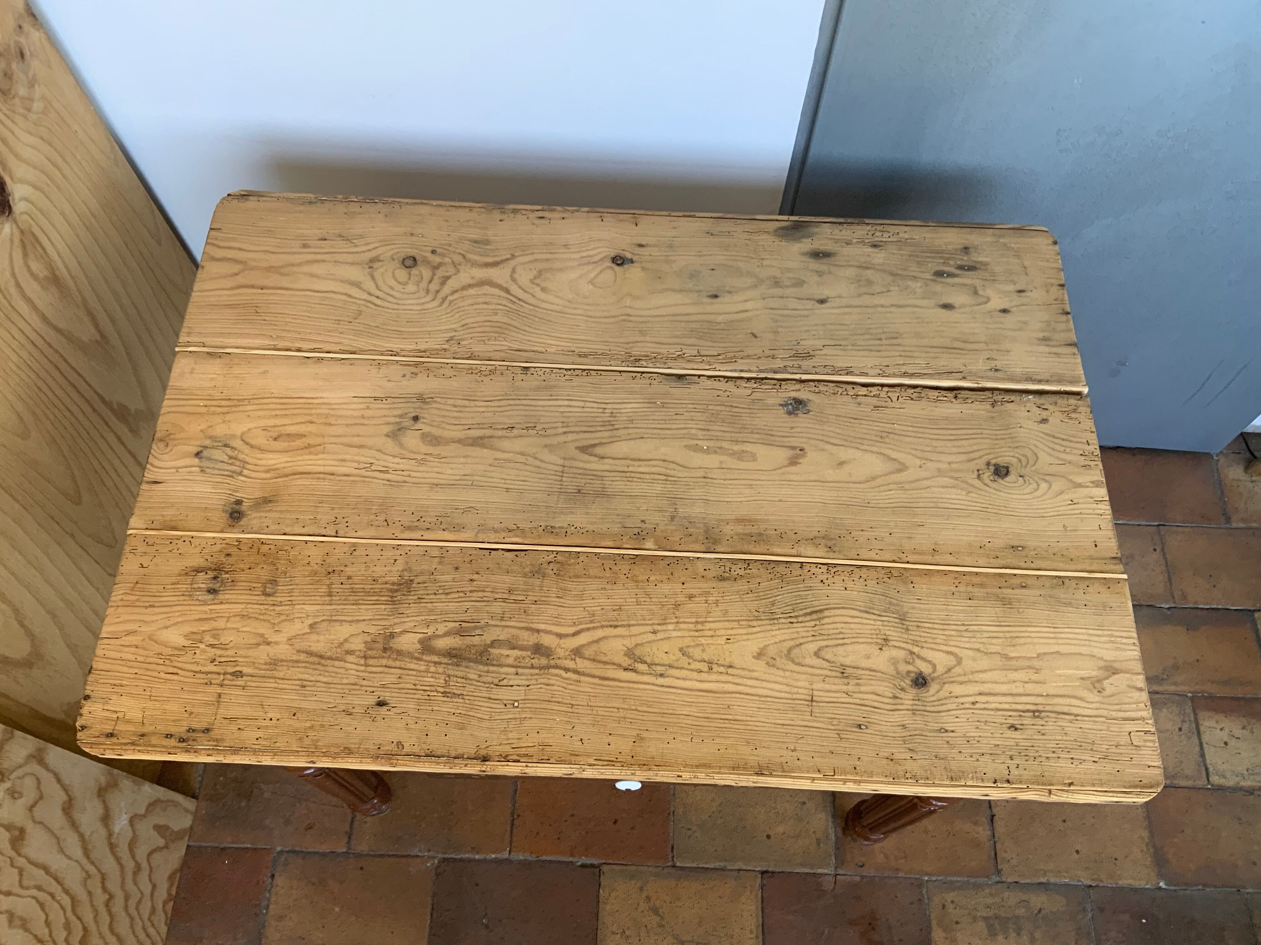 Farmhouse table