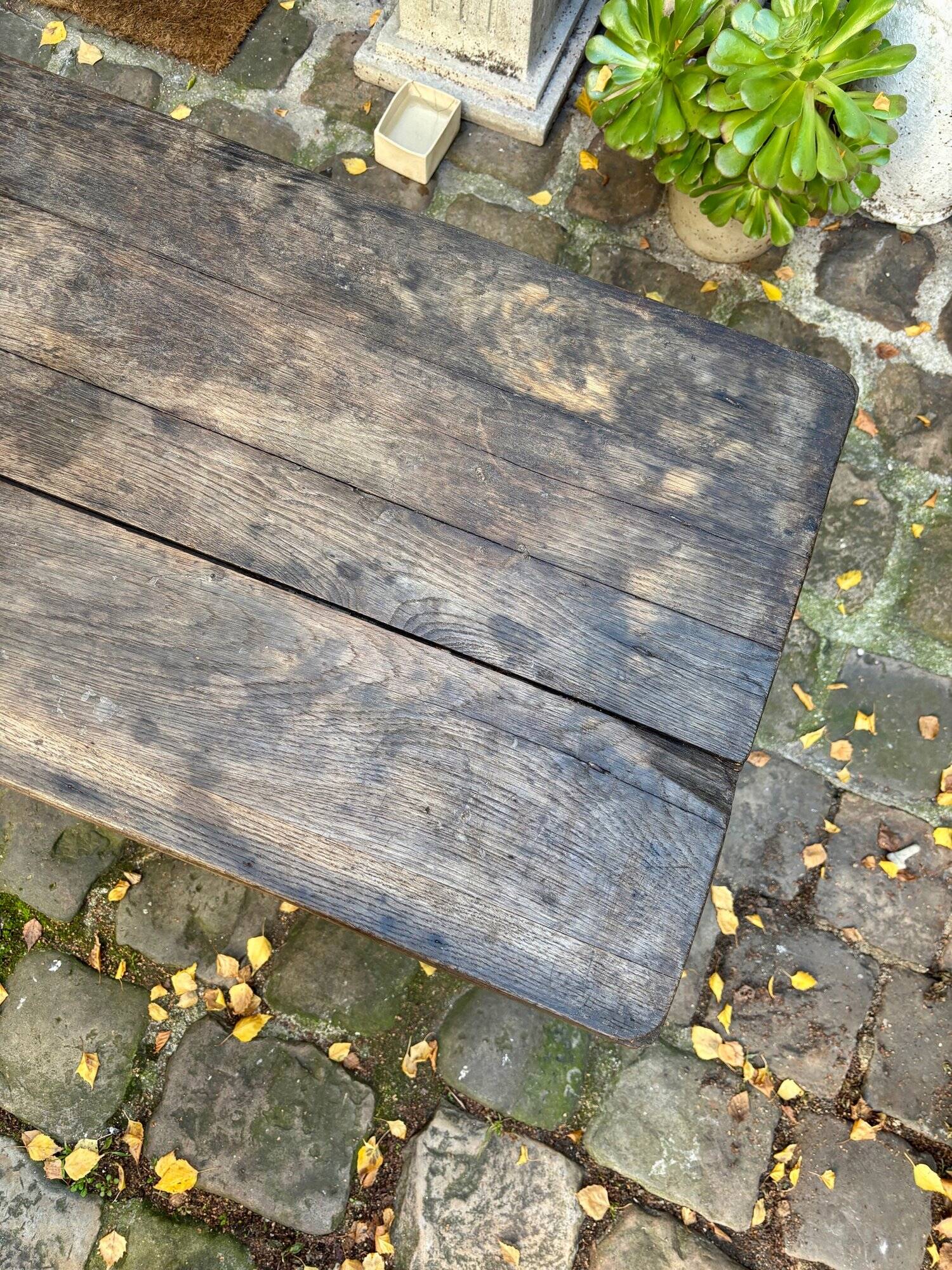Table bistrot en fonte de fer et bois