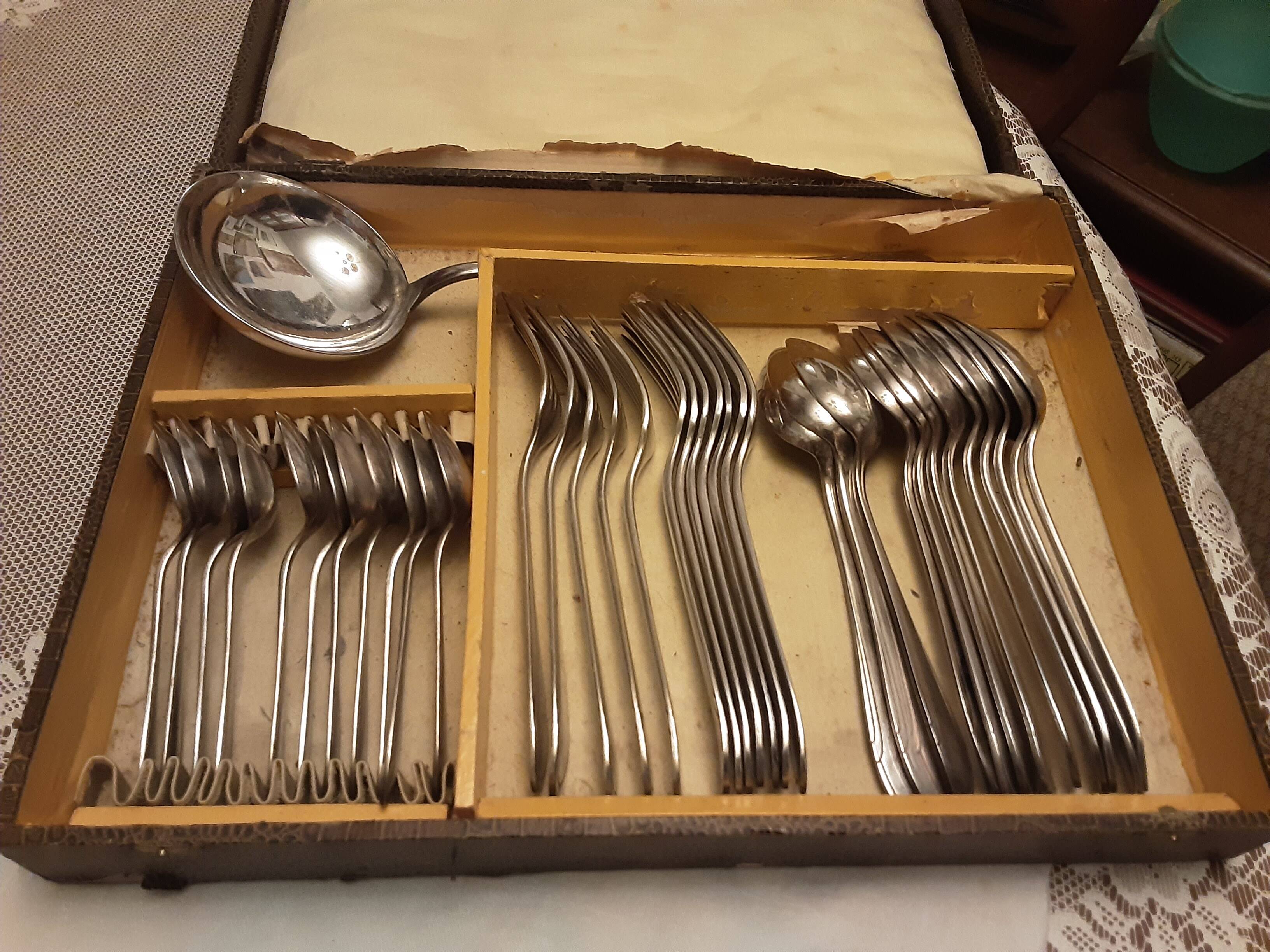 Silver metal cutlery ercuis art deco