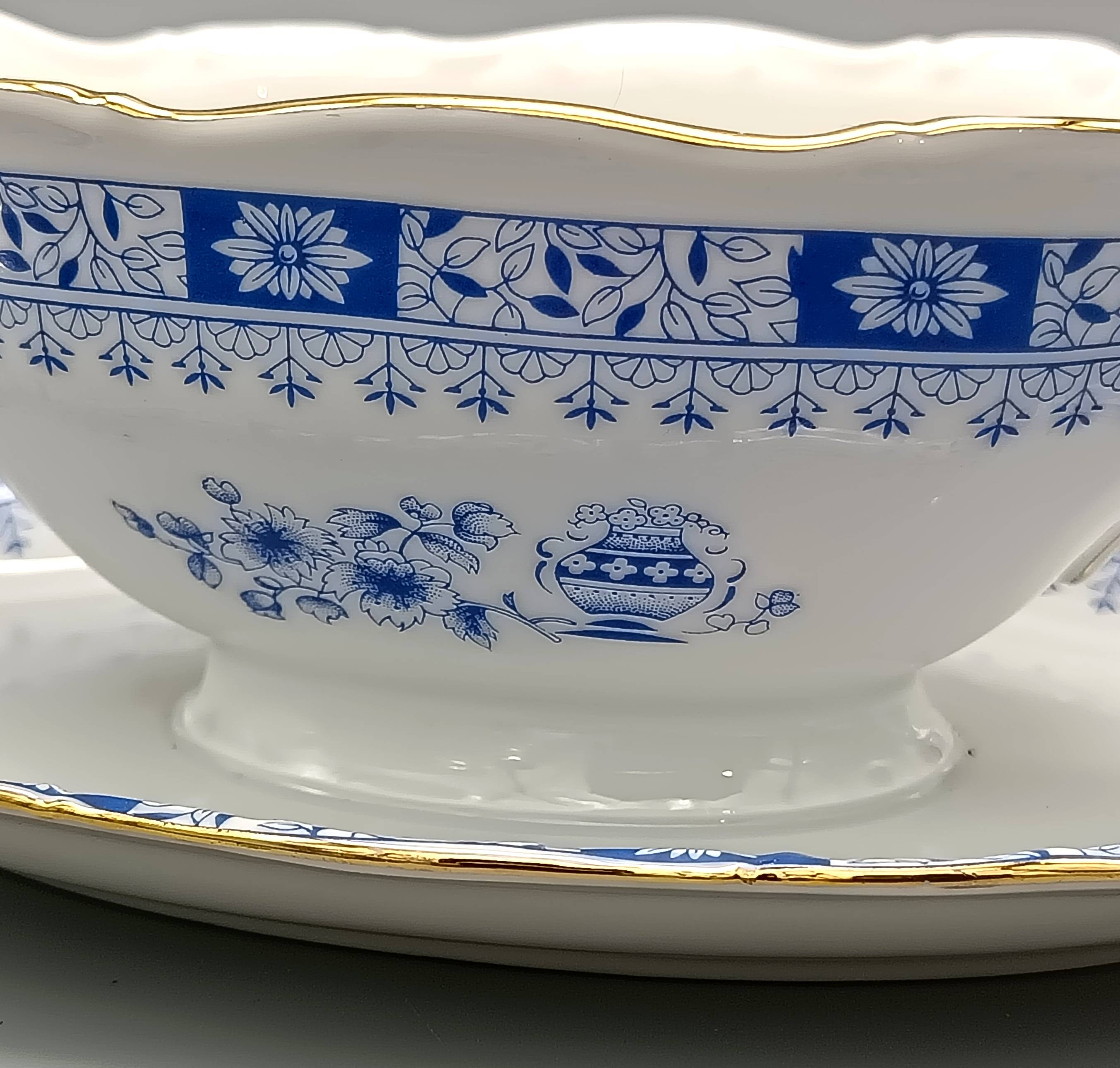 Vintage Theresia Porcelain Gravy Boat Seltmann Weiden Bavaria