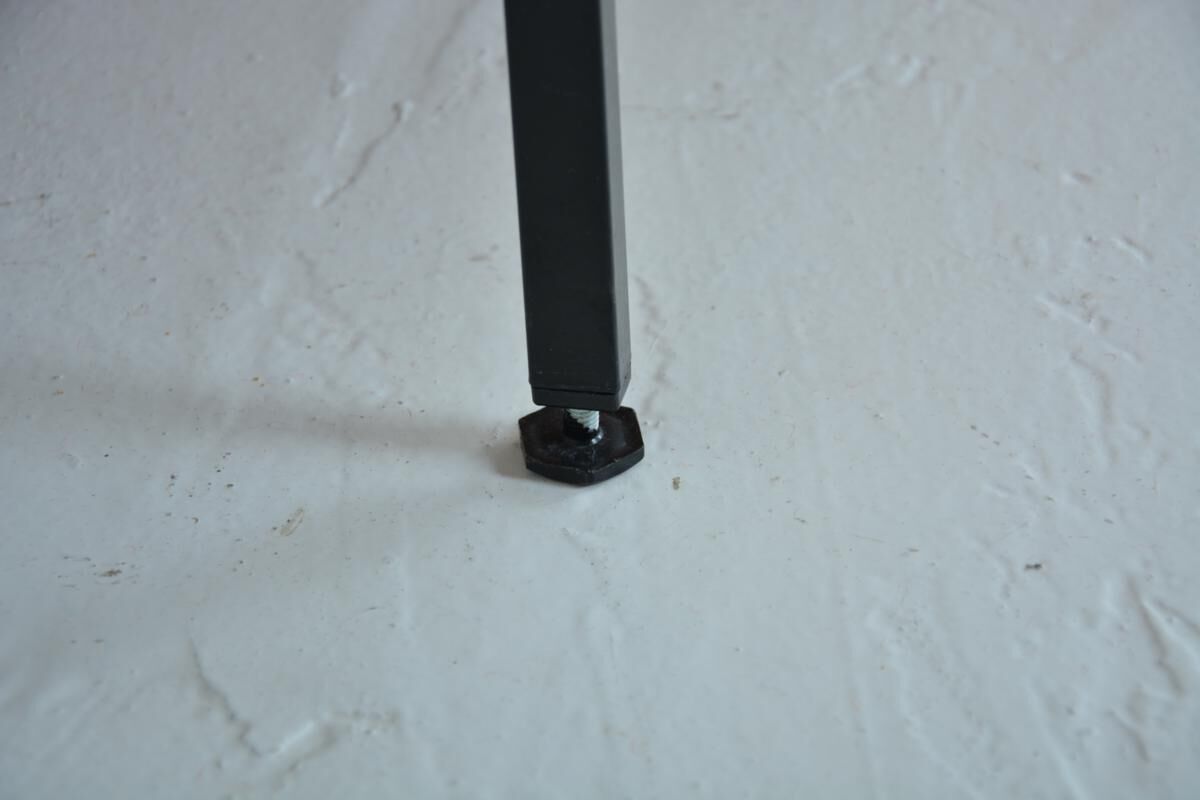 Modular shelf dating from the 60