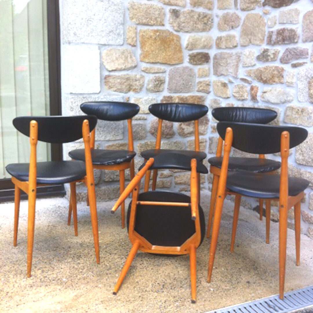 Baumann suite of 6 vintage chairs model Unicorn