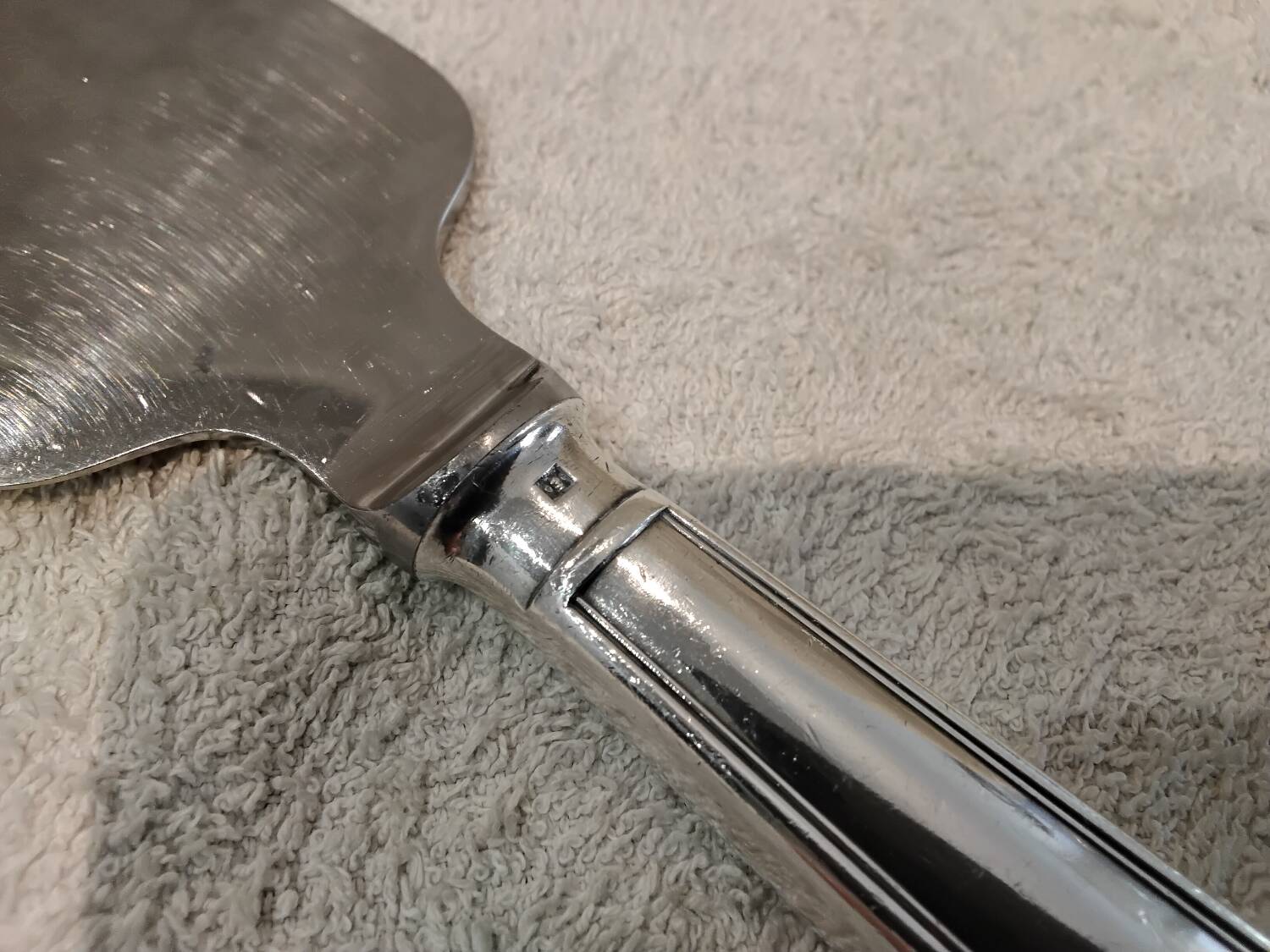 Silver-plated metal pie server, Christofle silversmith, Albi