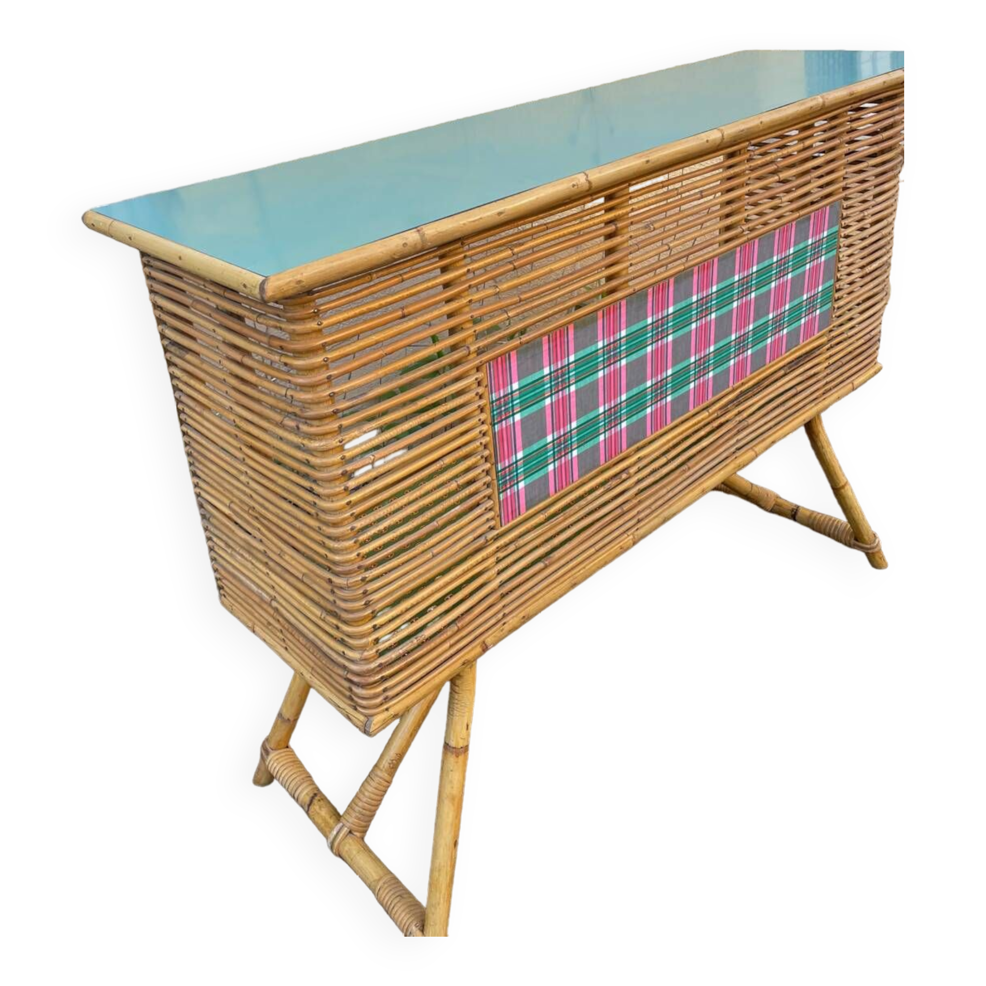 Vintage rattan bamboo bar