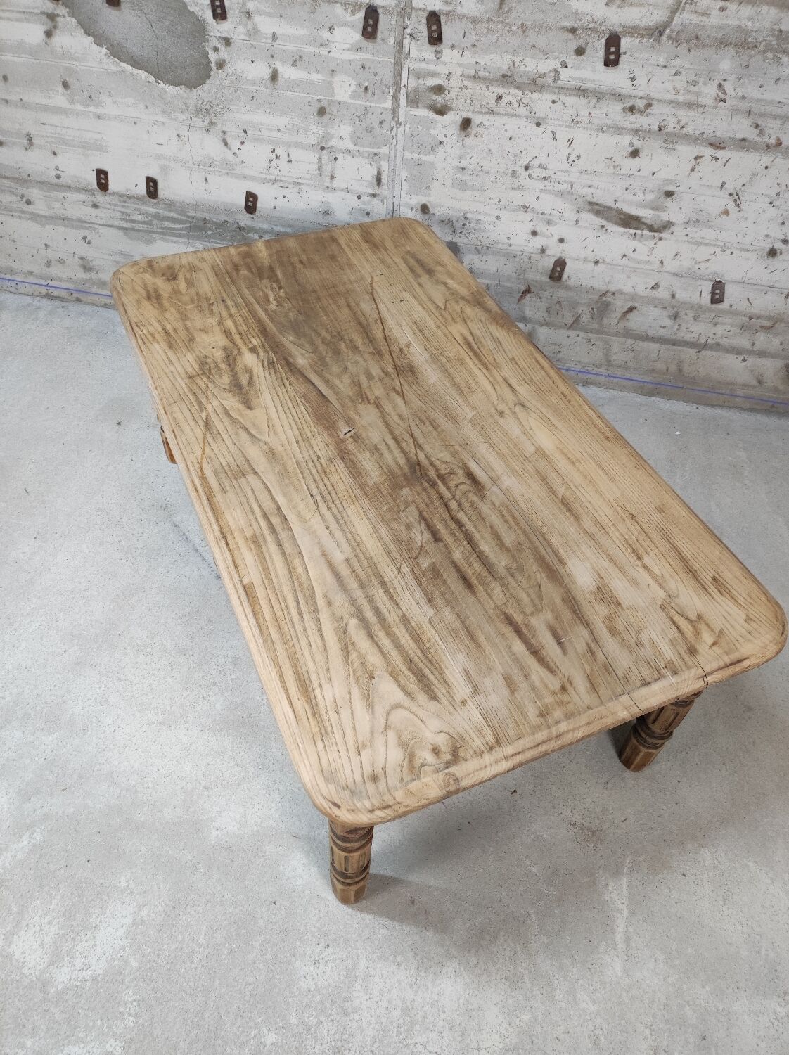 Table basse de ferme