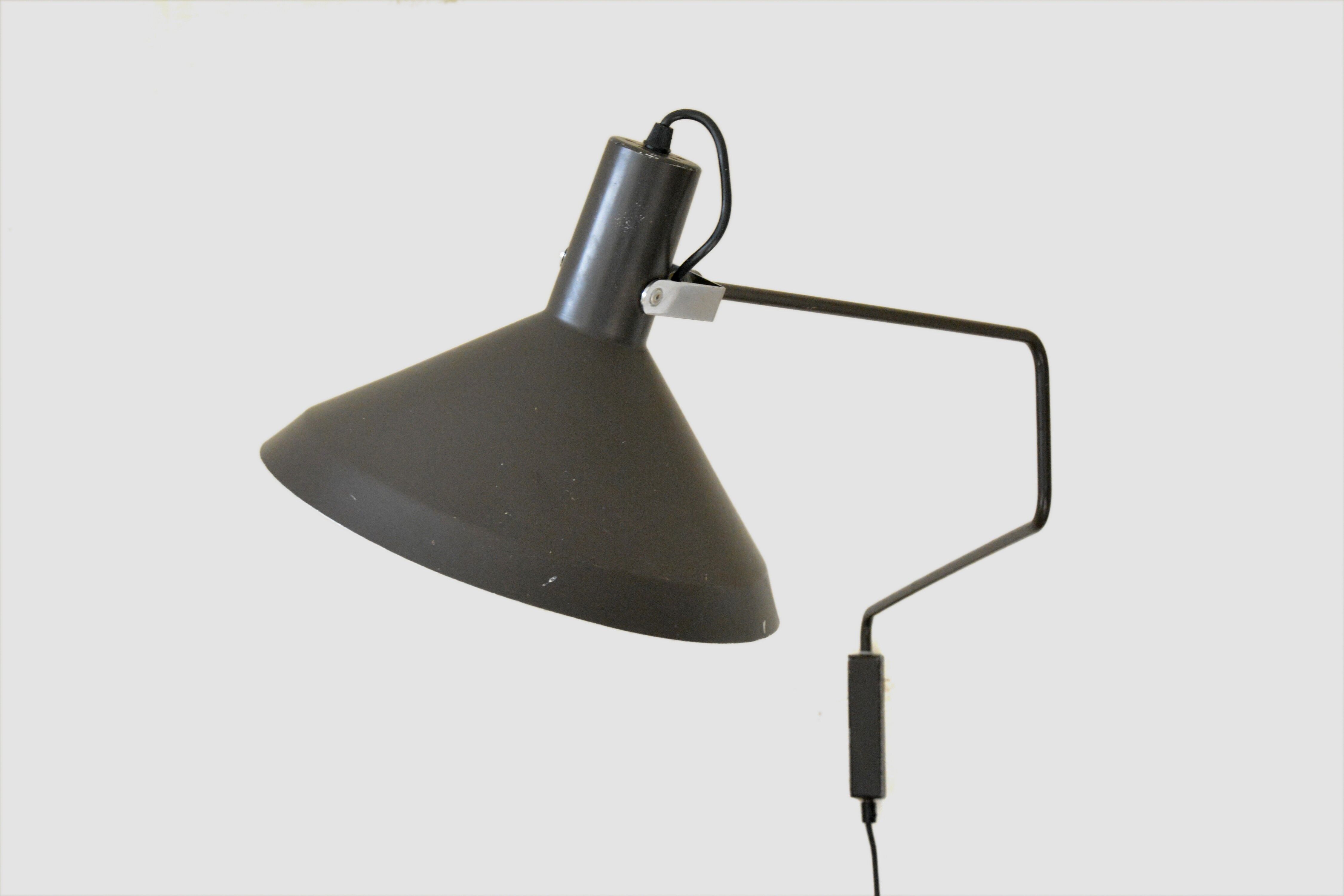 Hoogervorst Paperclip wall lamp, 50s