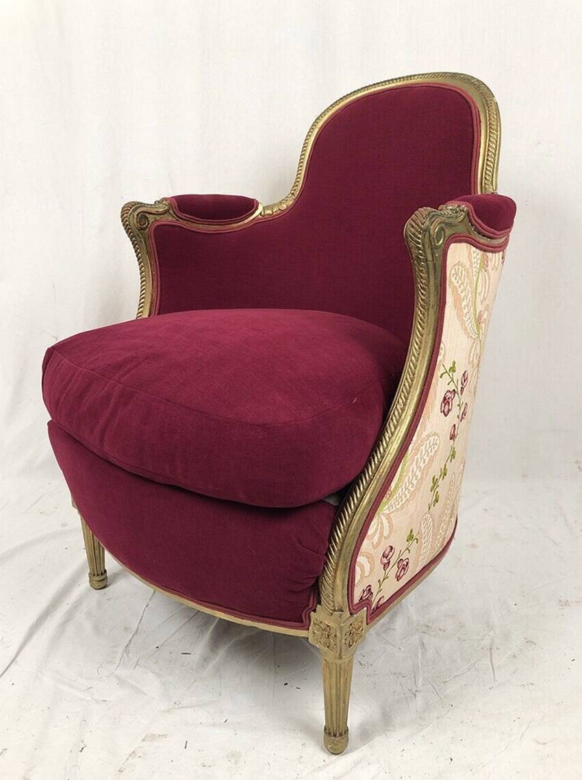 Bergère in gilded wood trimmed with fuchsia silk and velvet, art deco inspired by Louis XVI
