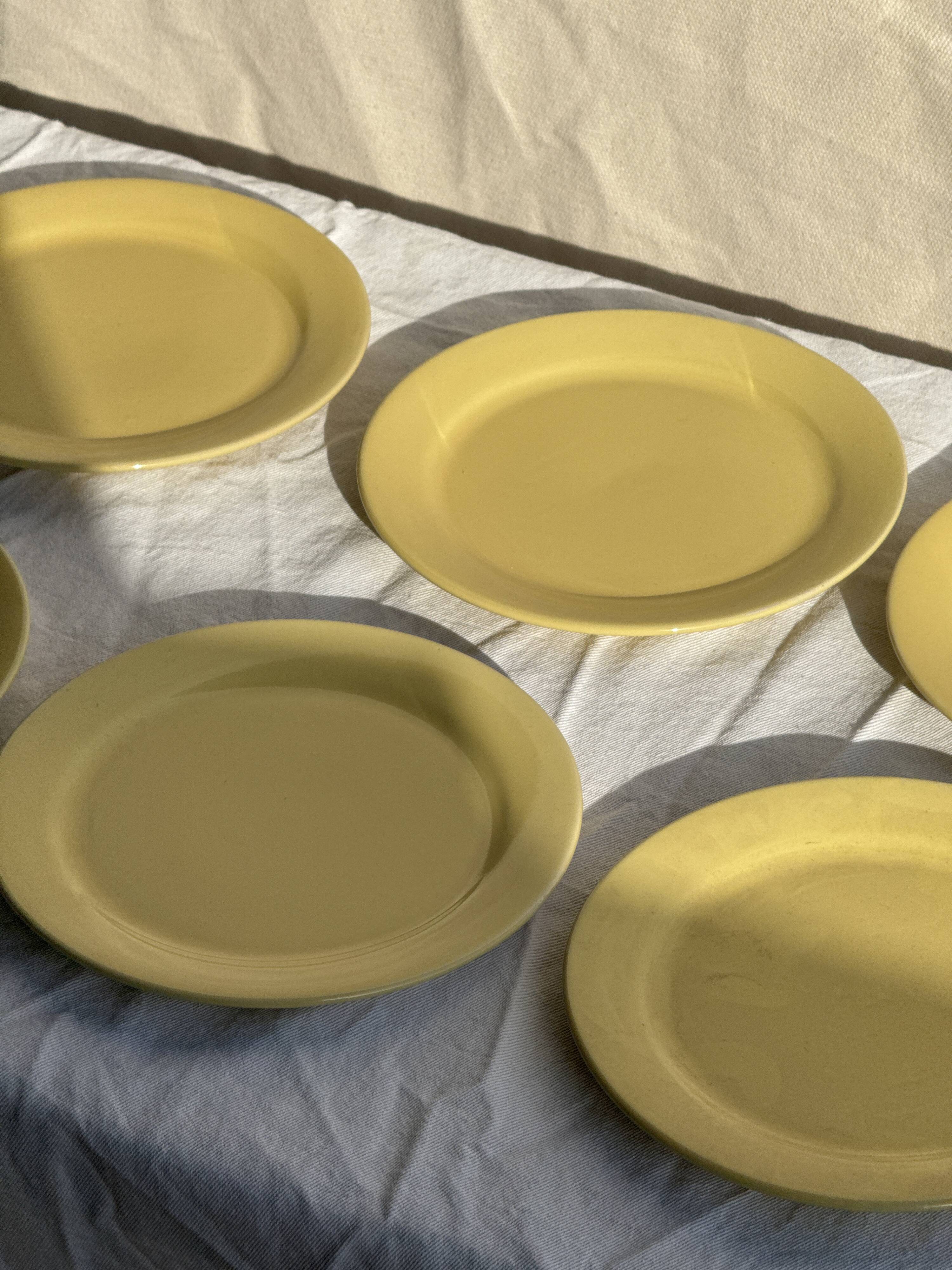 Set of 6 modern yellow dessert plates D19