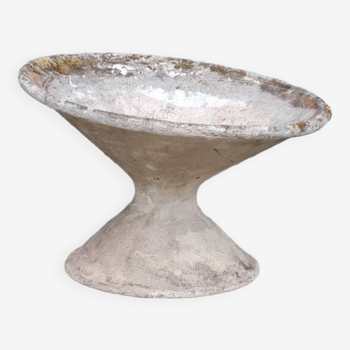 Diabolo planter in fiber concrete 1960