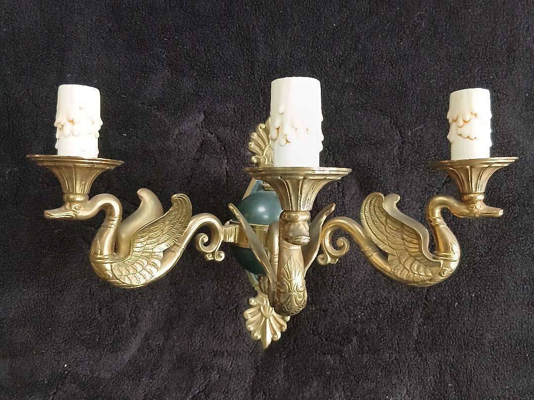 Rare wall sconce in bronze, Empire style, swan.