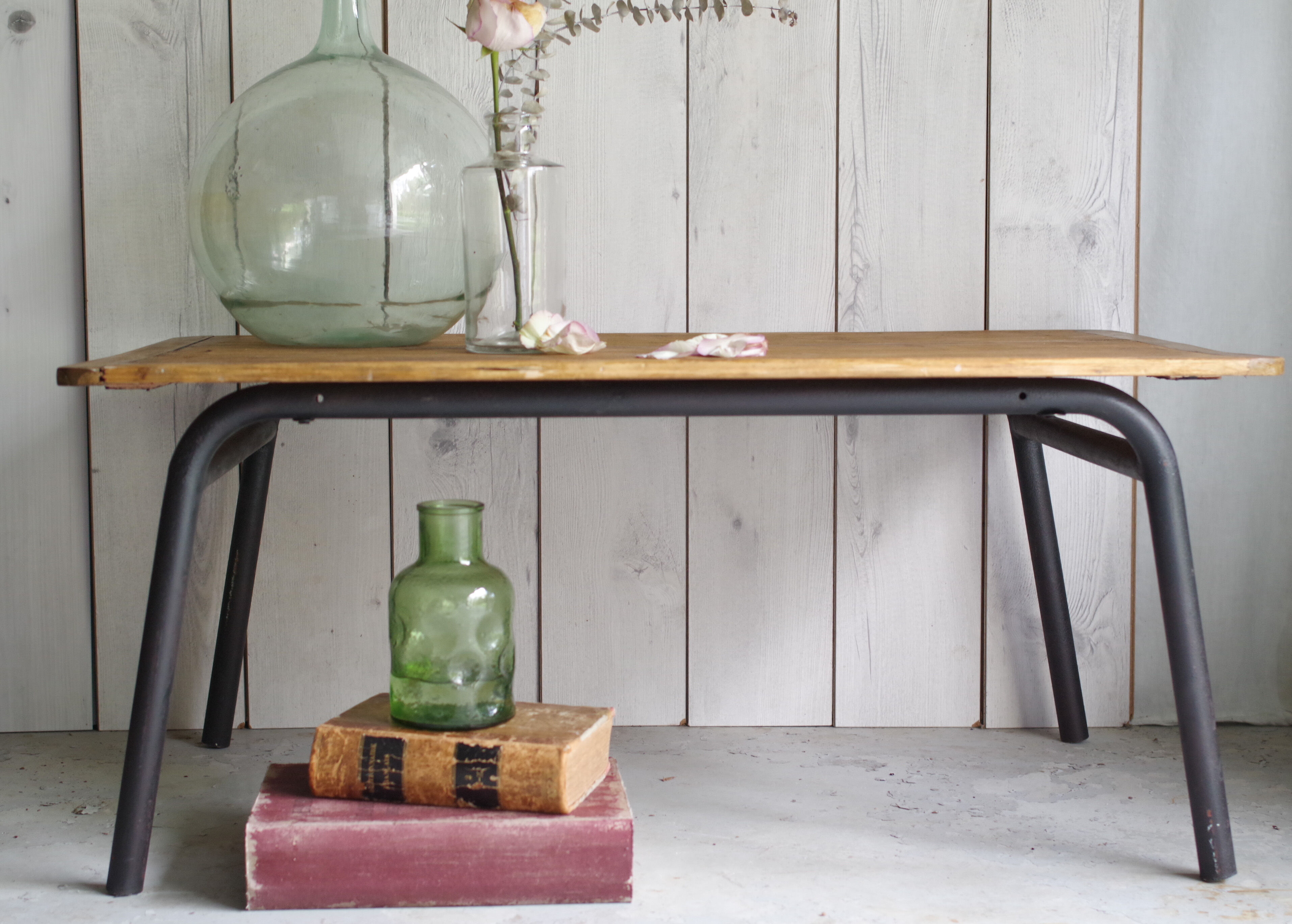 Vintage metal and wood coffee table 60