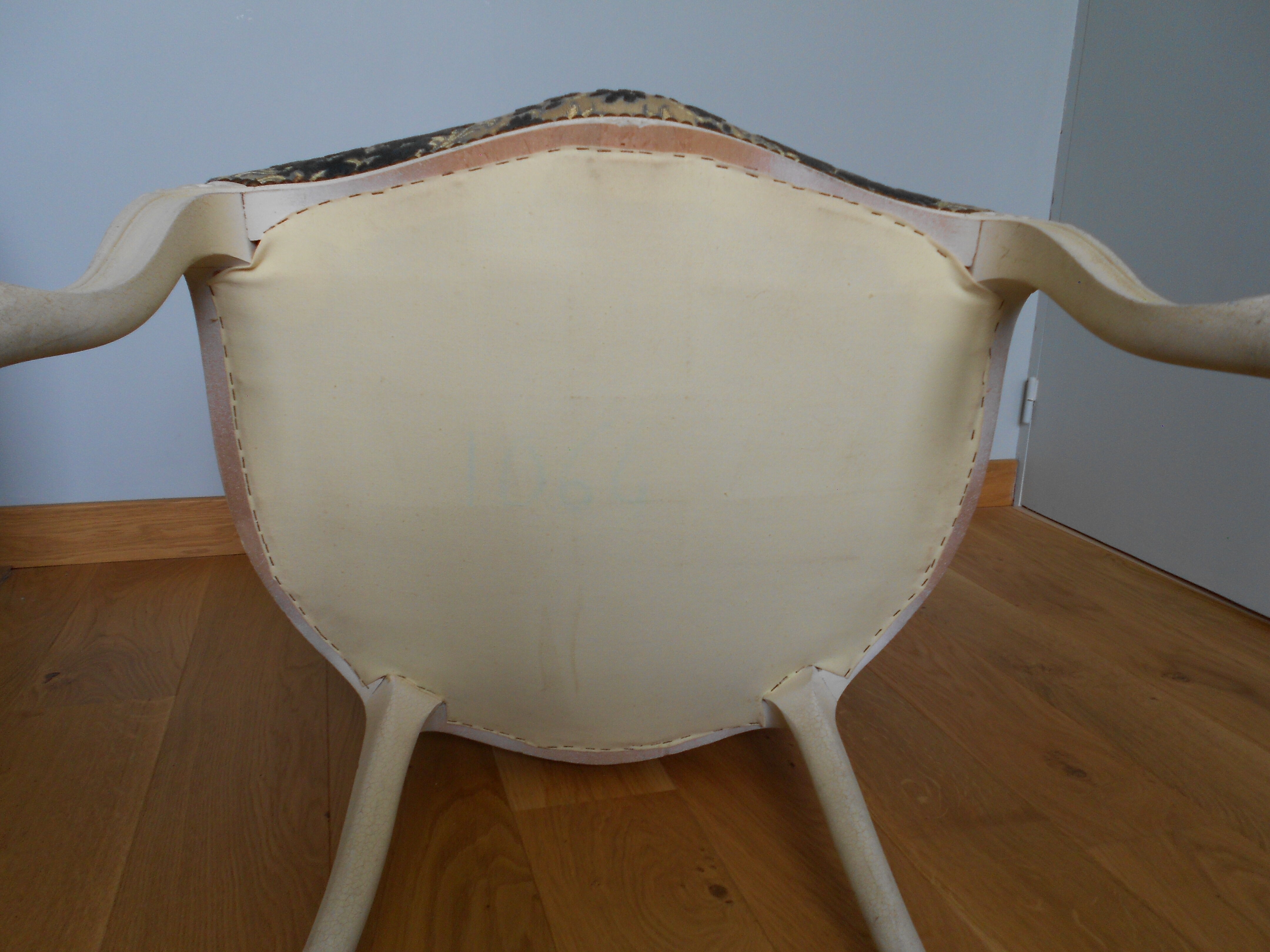 Louis XV-style convertible armchair lined with velvet effect