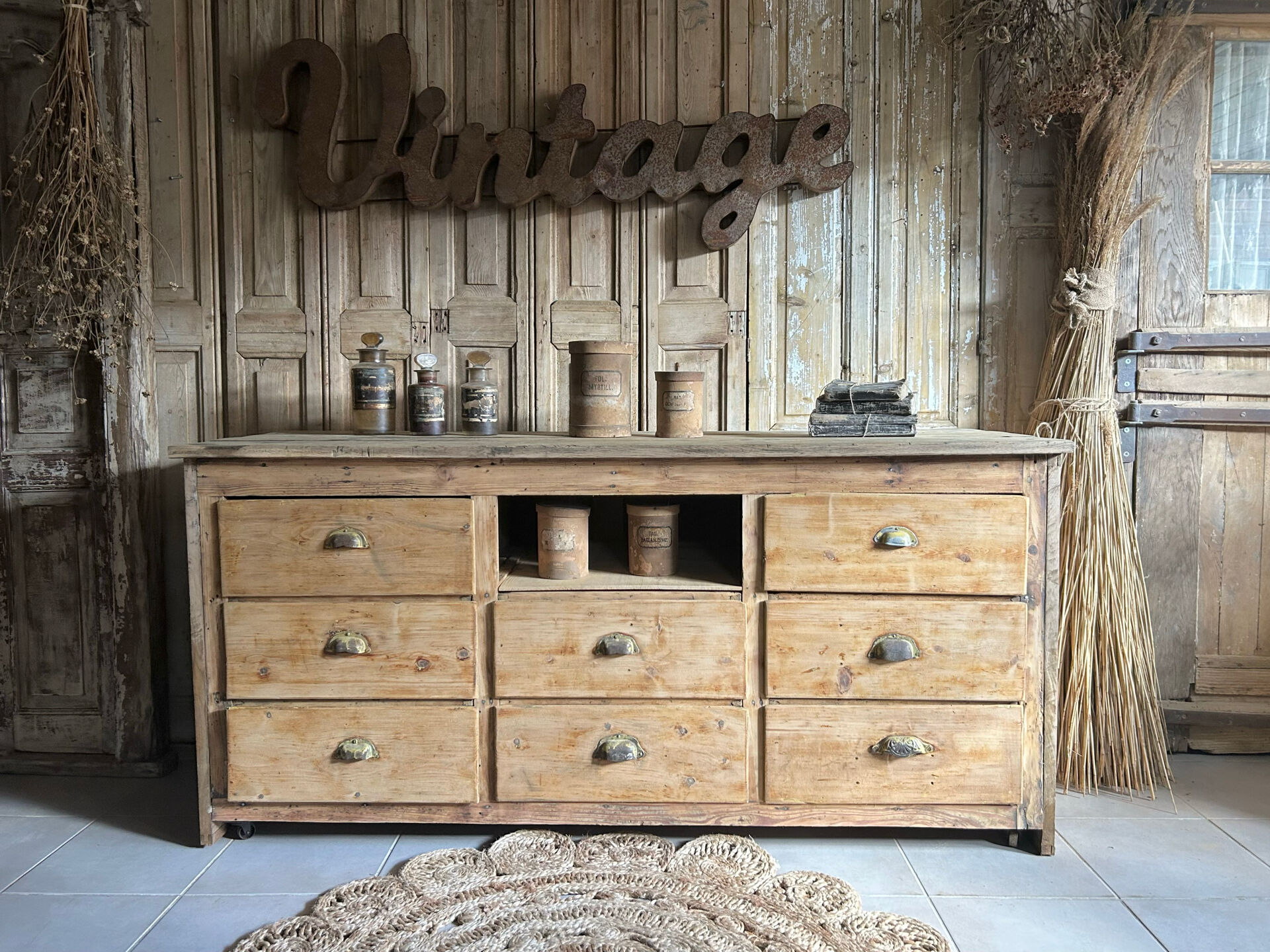Ancien meuble de métier, comptoir