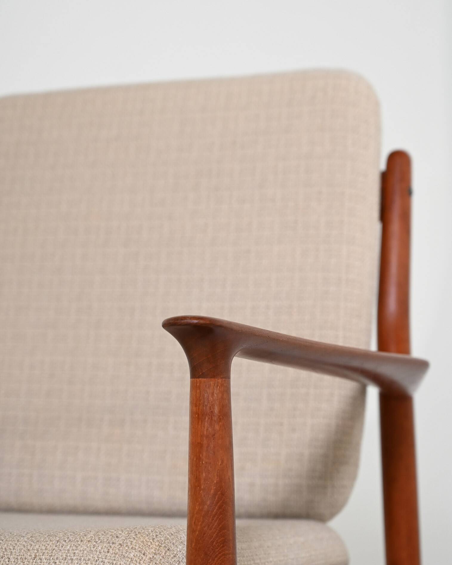 Pair of armchairs by Grete Jalk for Glostrup Møbelfabrik, 1960s