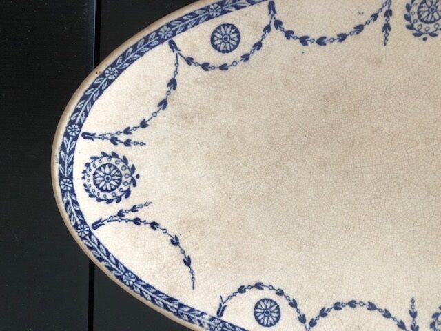 Dish oval porcelain of Lunéville KG - Model Bonaparte - blue décor