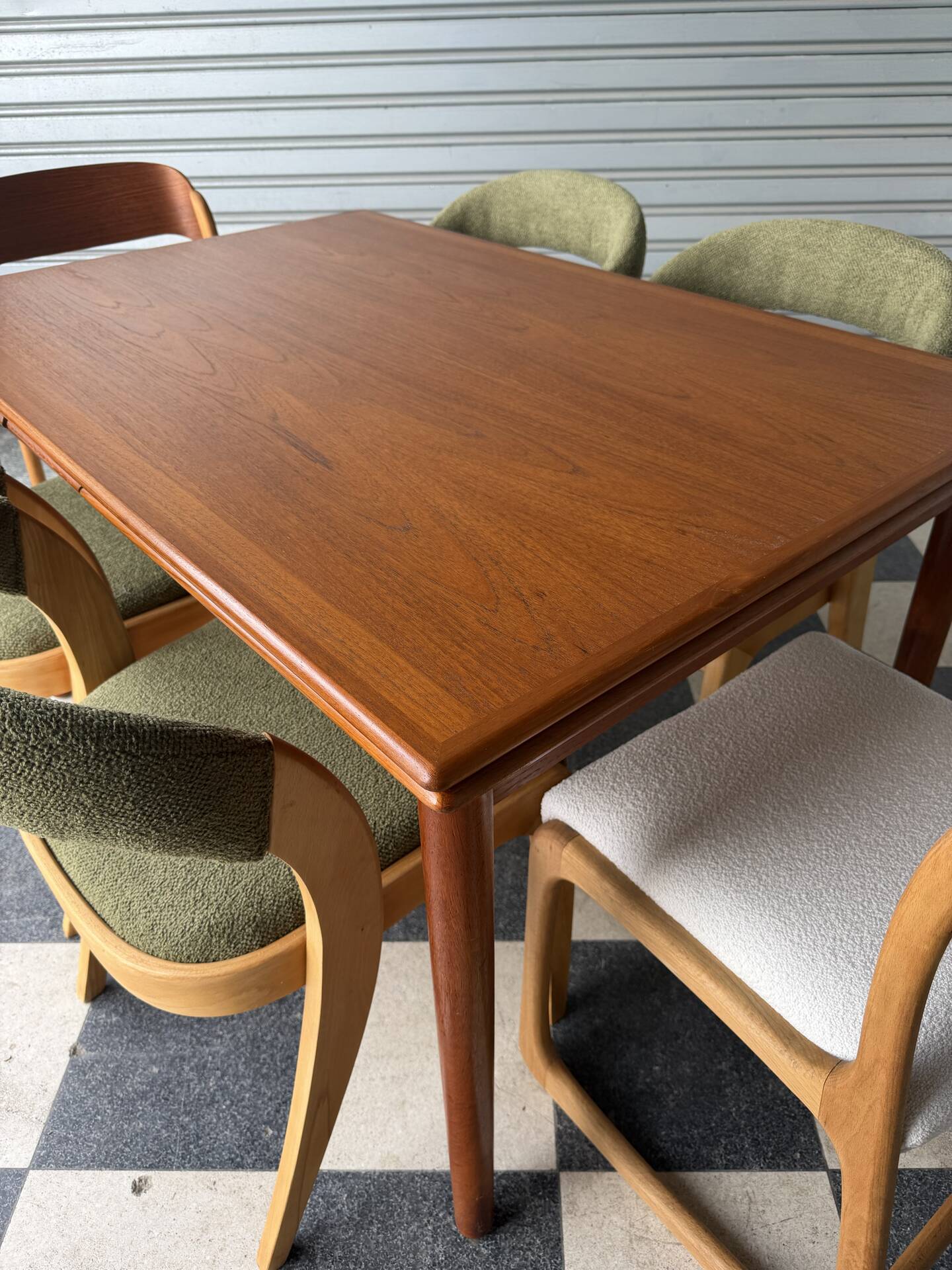 Table danoise en teck