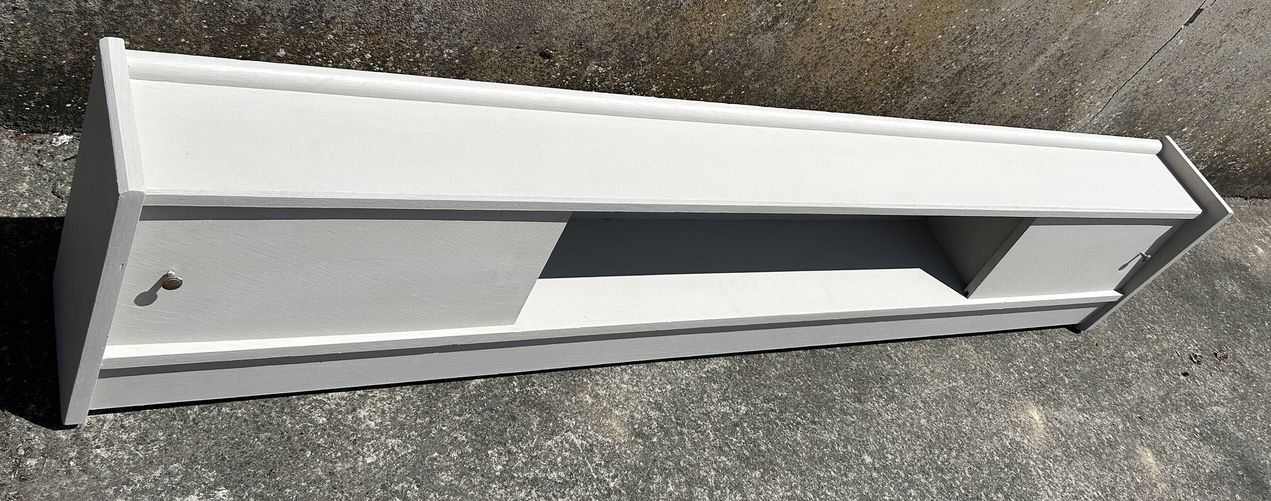 Wall shelf, hanging console, bookcase, cozy, vintage, 50s