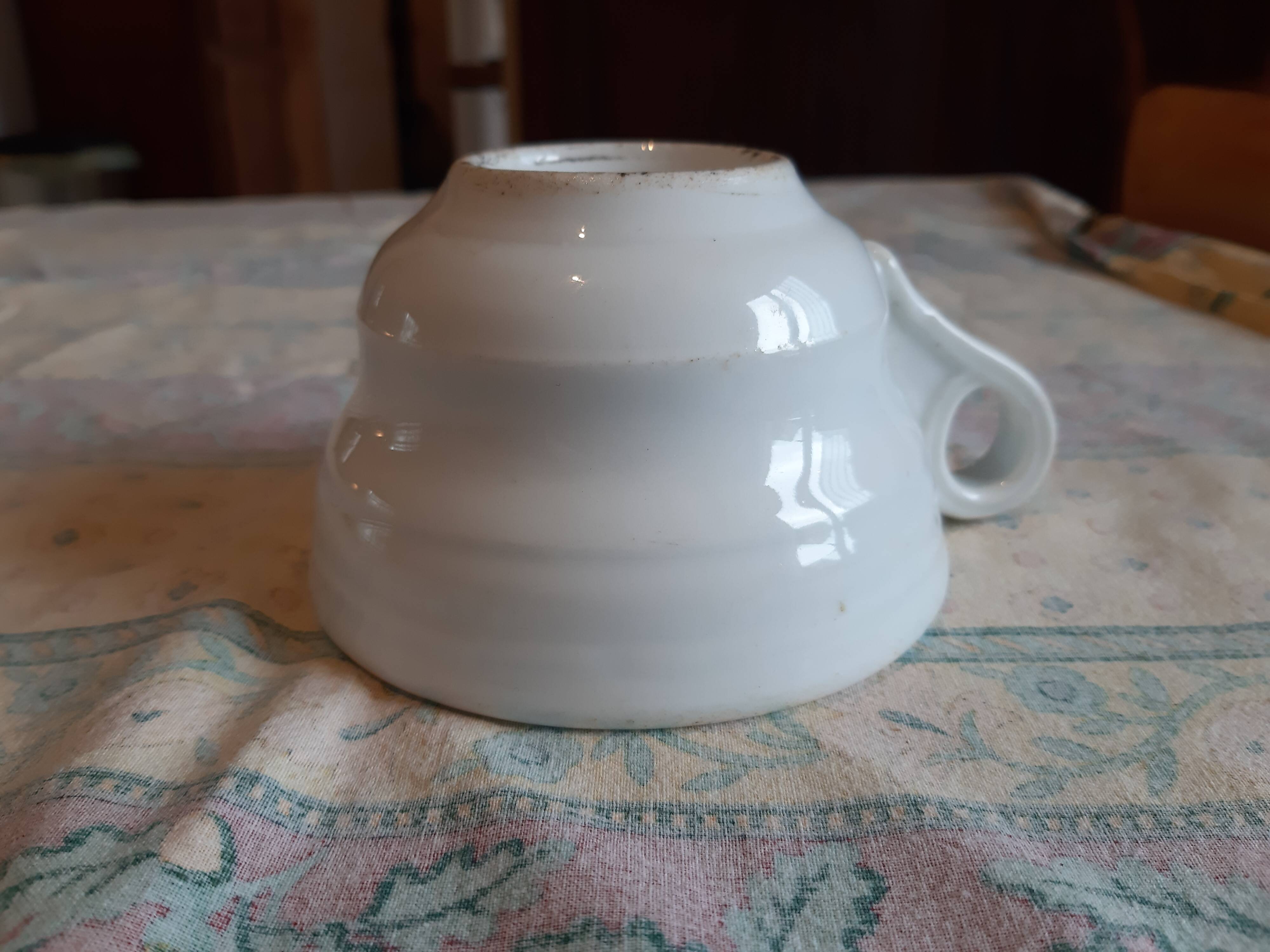 Brulot cup with porcelain chocolate 19th