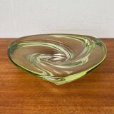 Mid-century modern crystal fruit bowl by Rene Delvenne for Val Saint Lambert, Belgium, 1960s.