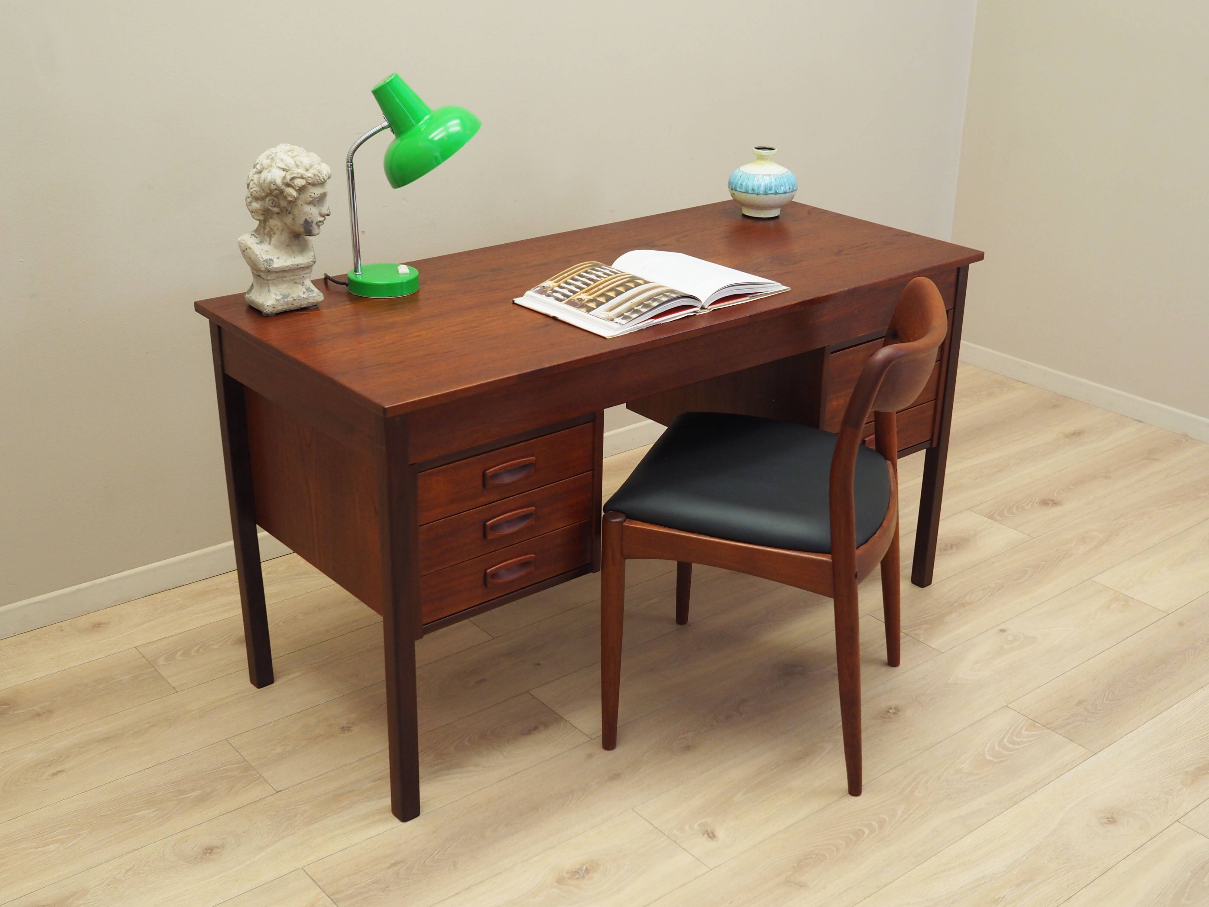 Teak desk, Danish design, 1970s, production: Denmark