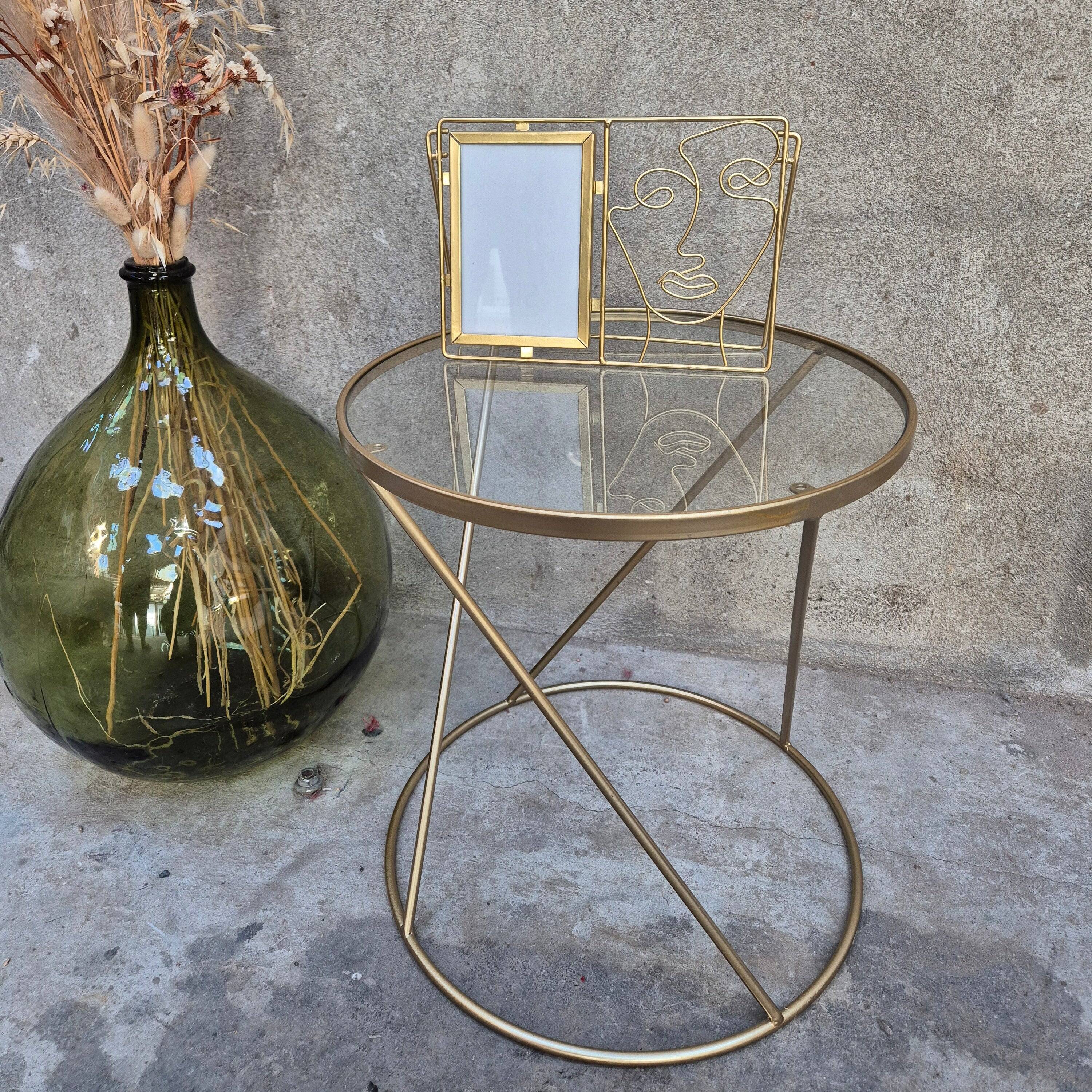 Occasional coffee table