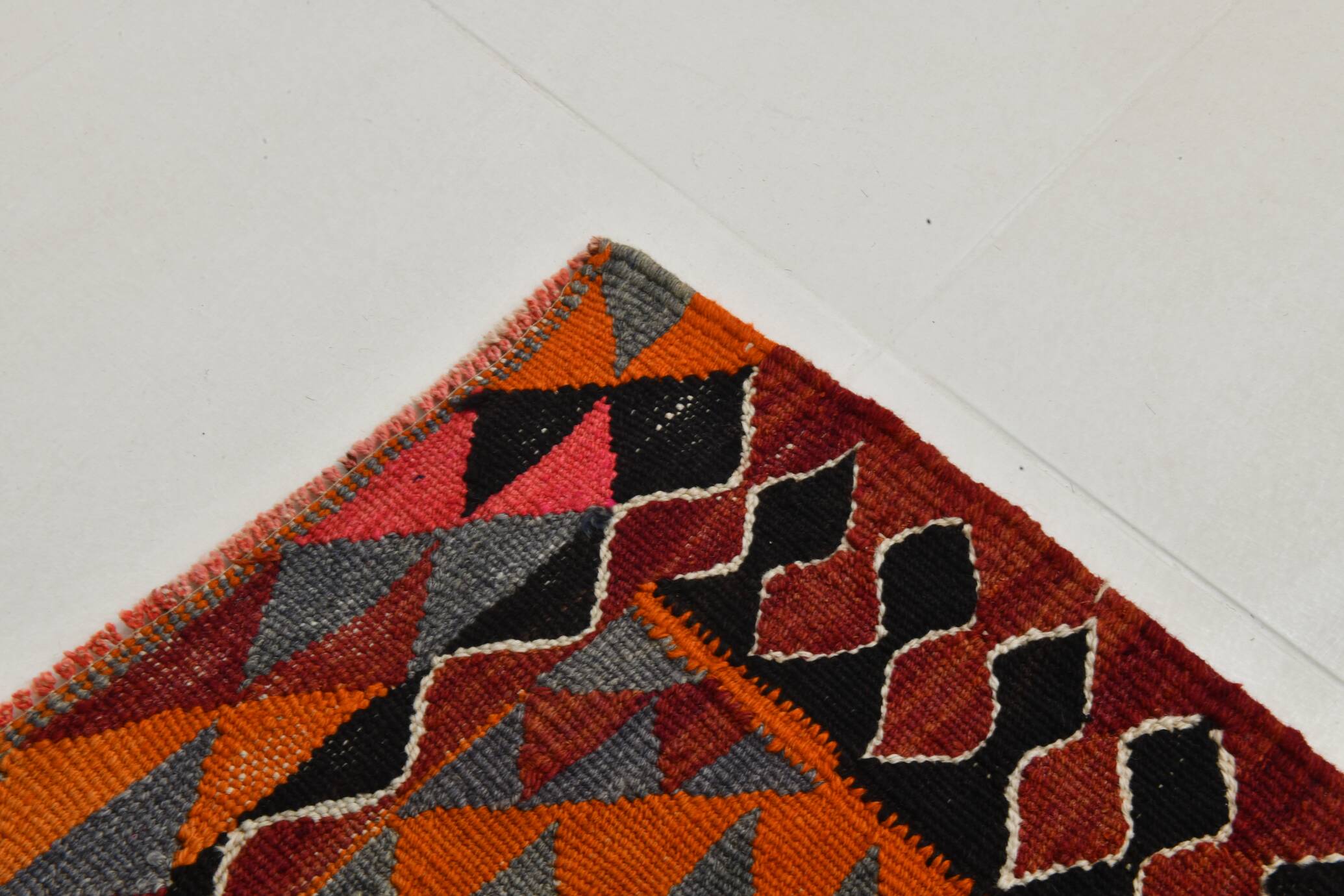 Red & Orange Oriental Kilim Runner Rug, 105x340Cm