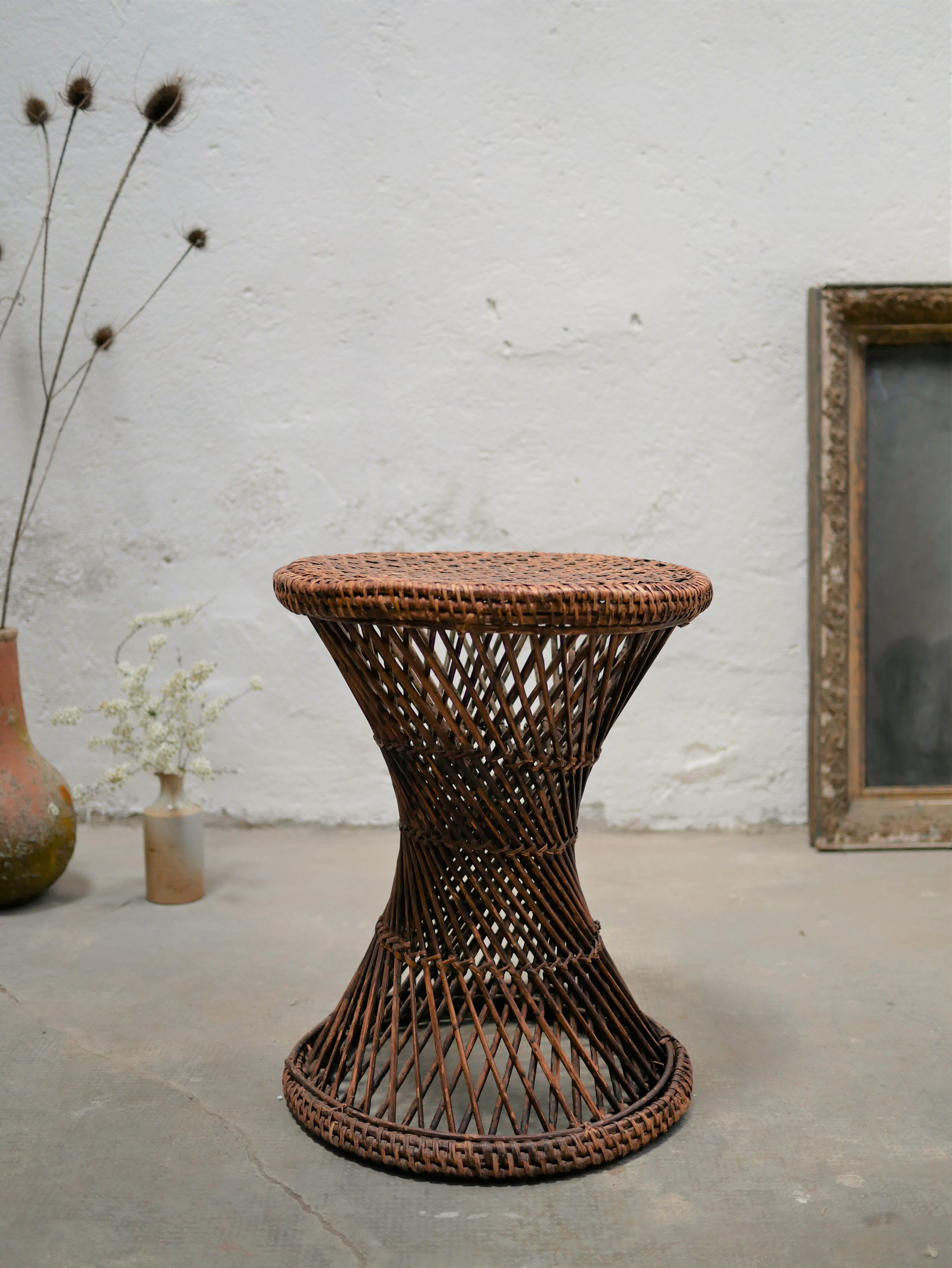 Table d'appoint diabolo vintage en rotin