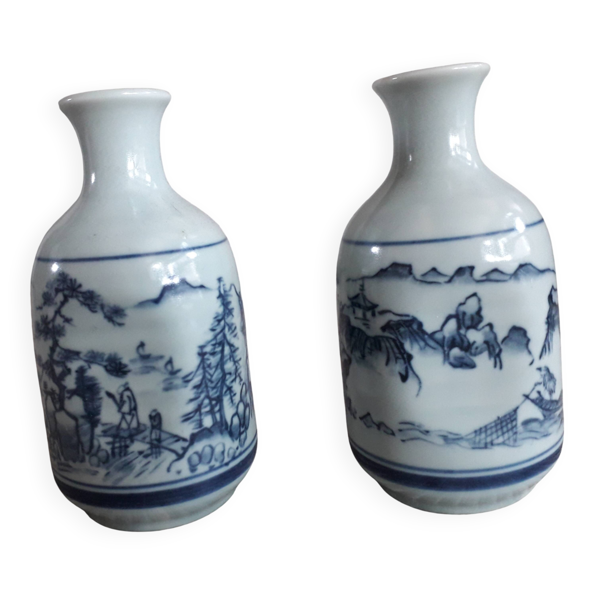 A pair of vintage Chinese ceramic vases.