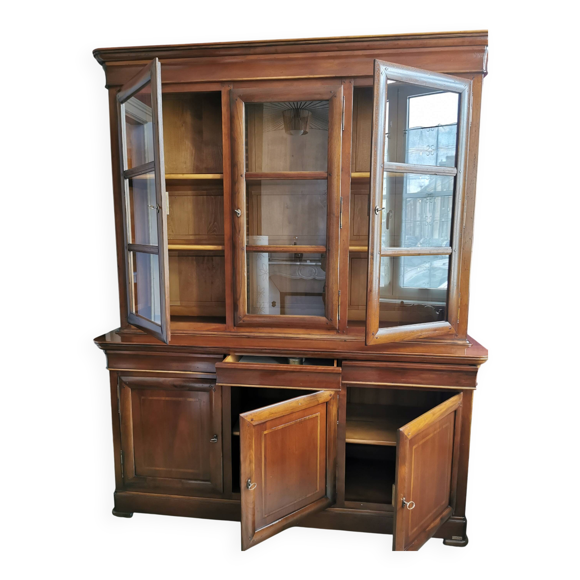 Camille and Vence library