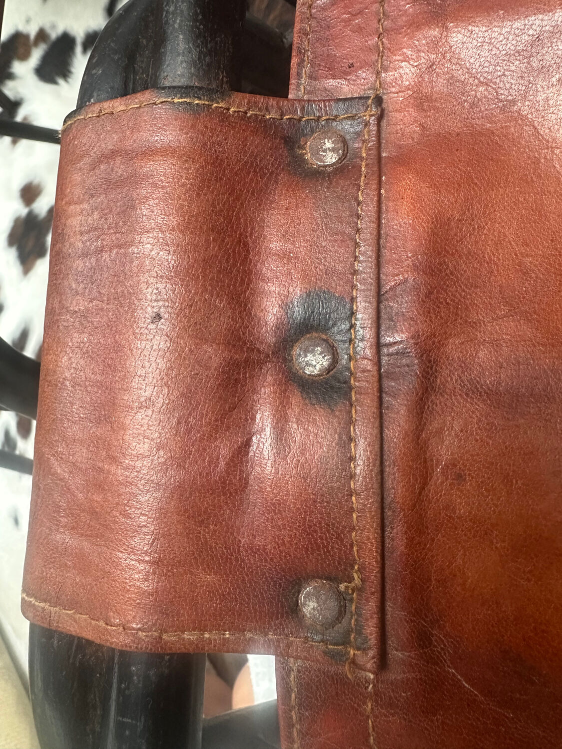 8 "Les Arcs" chairs by Charlotte Perriand - Vintage hotel branding