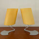 Paire de lampes design en opaline jaune et métal