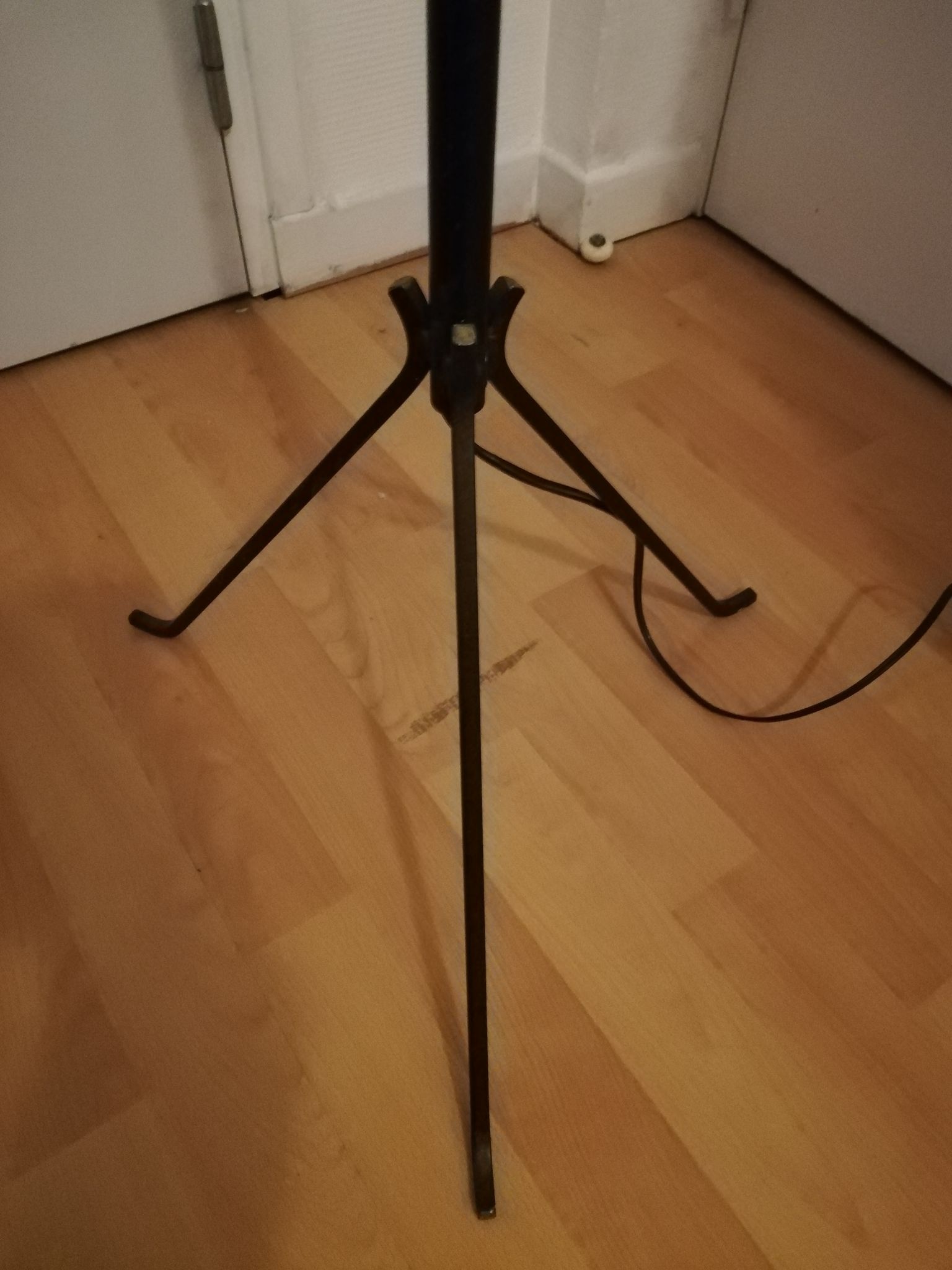 Tripod floor lamp 50/60
