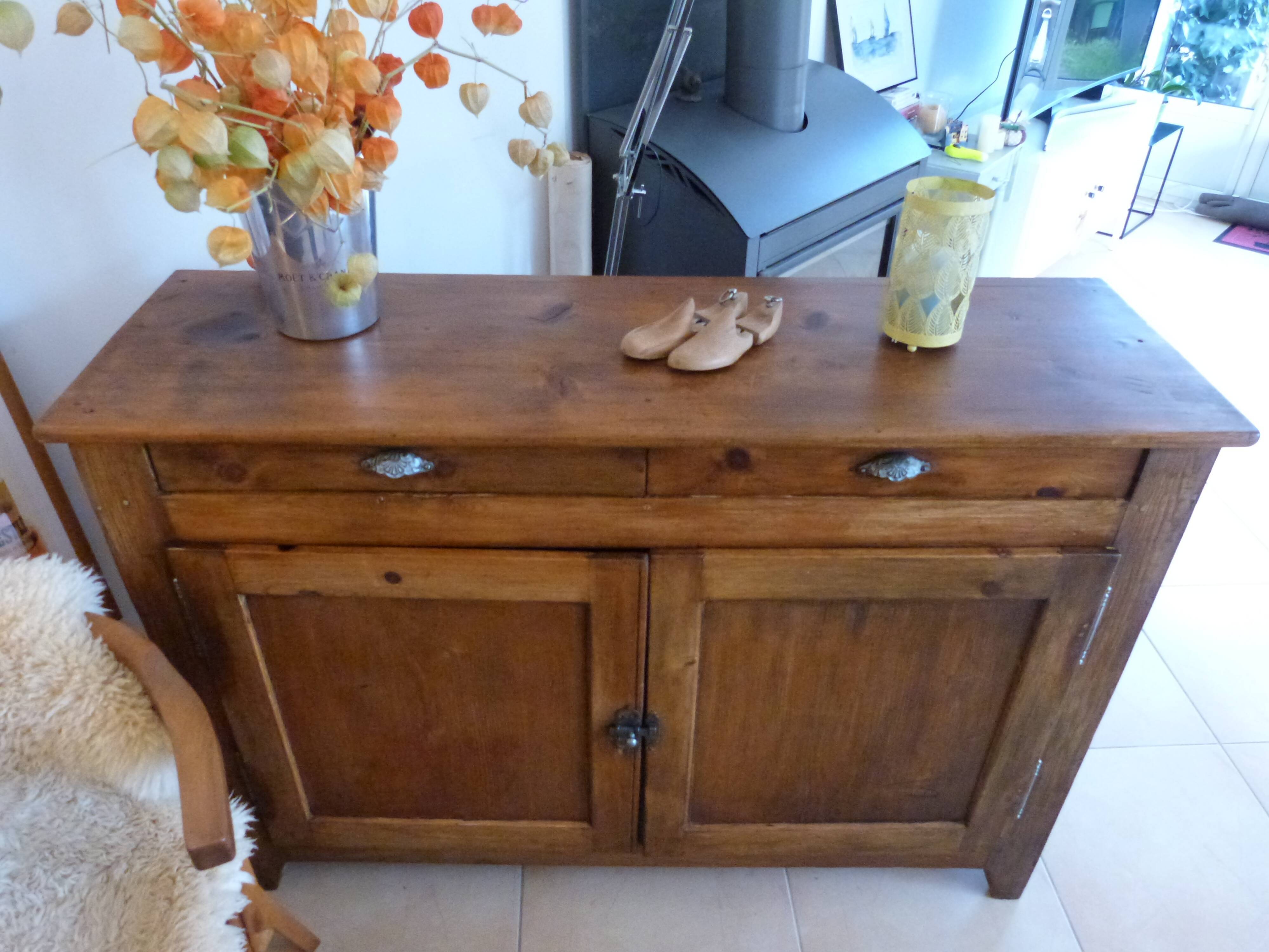 Buffet campagnard ancien