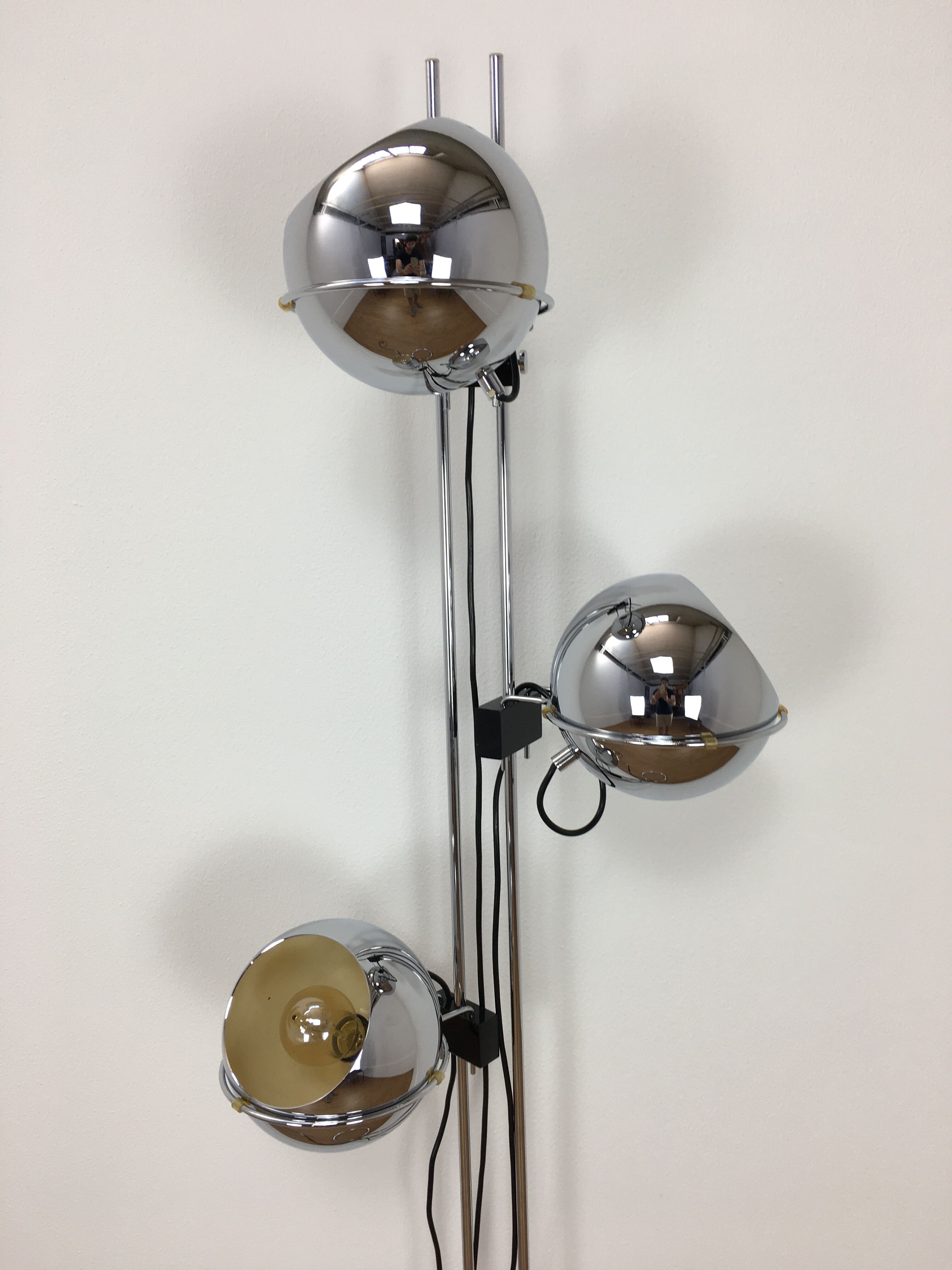 Floor lamp eyeball Gioffredo Reggiani 3 balls chrome 70's space age