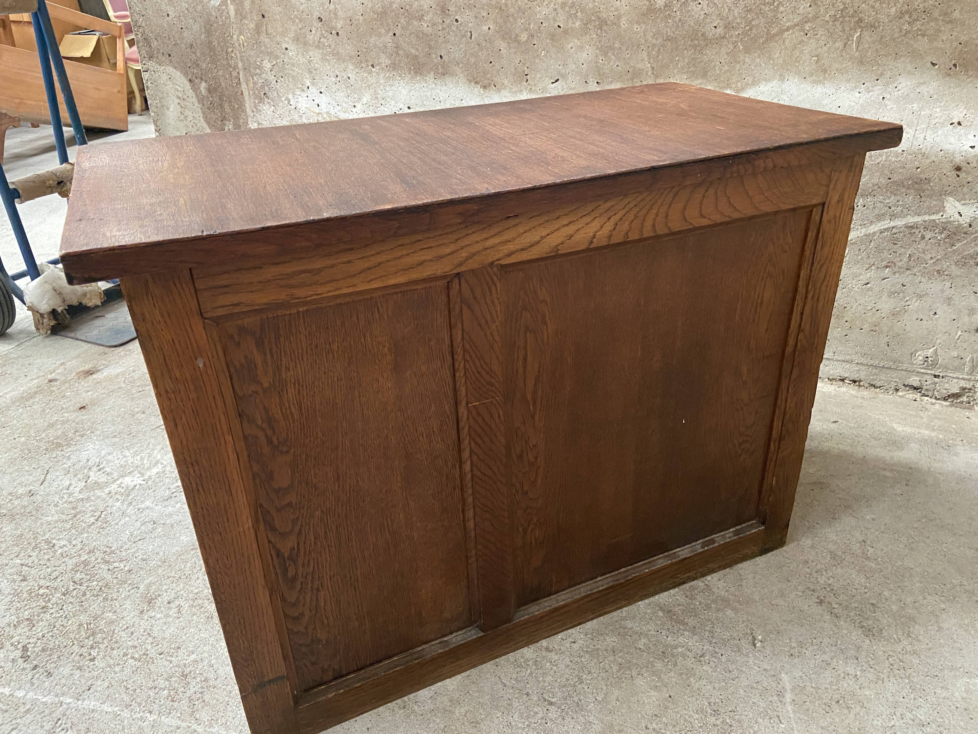 Small administrative style desk american style vintage 1950 oak
