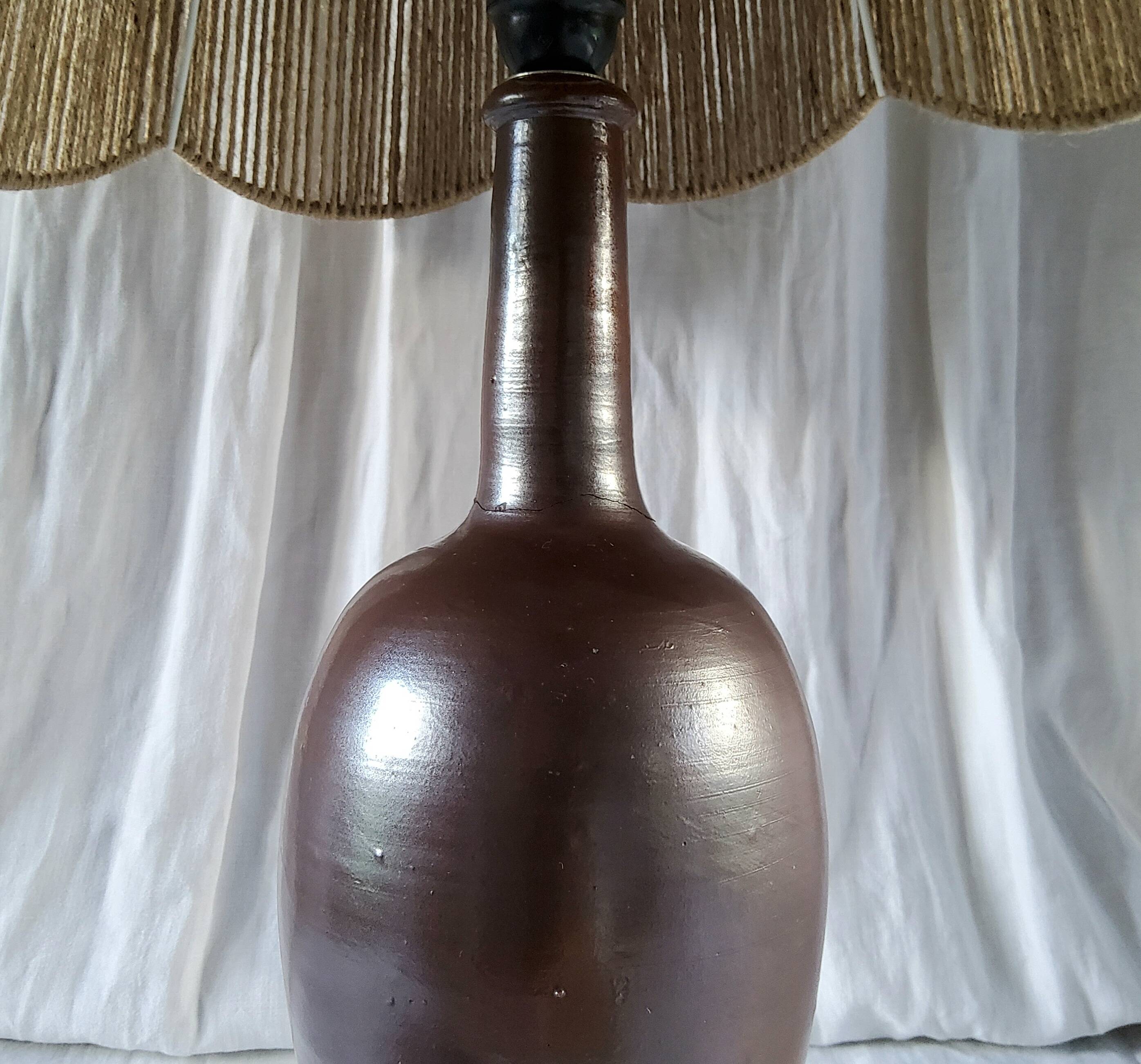 Glazed ceramic lamp