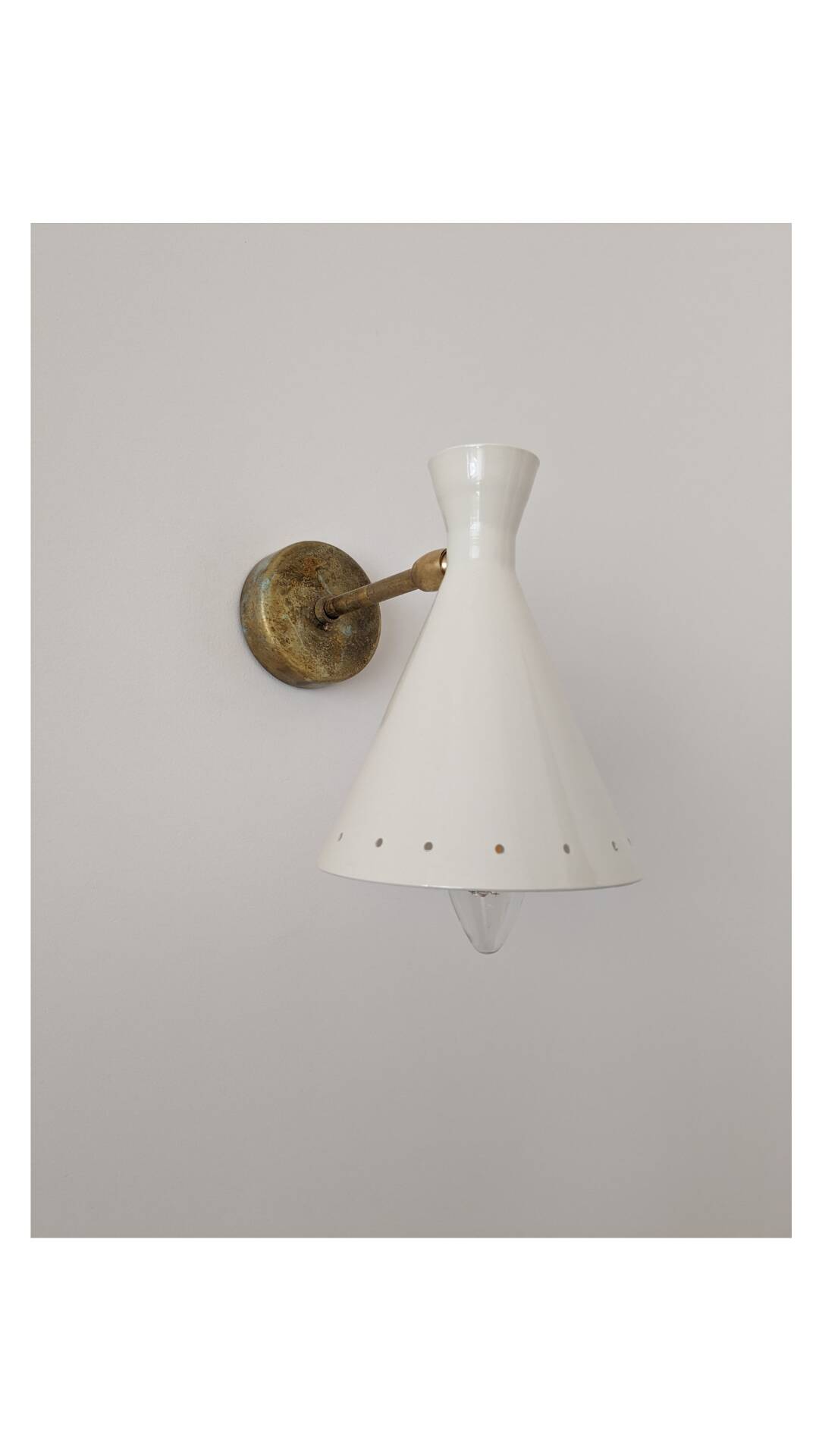 Set of 4 Italian design wall lights from the 1950s