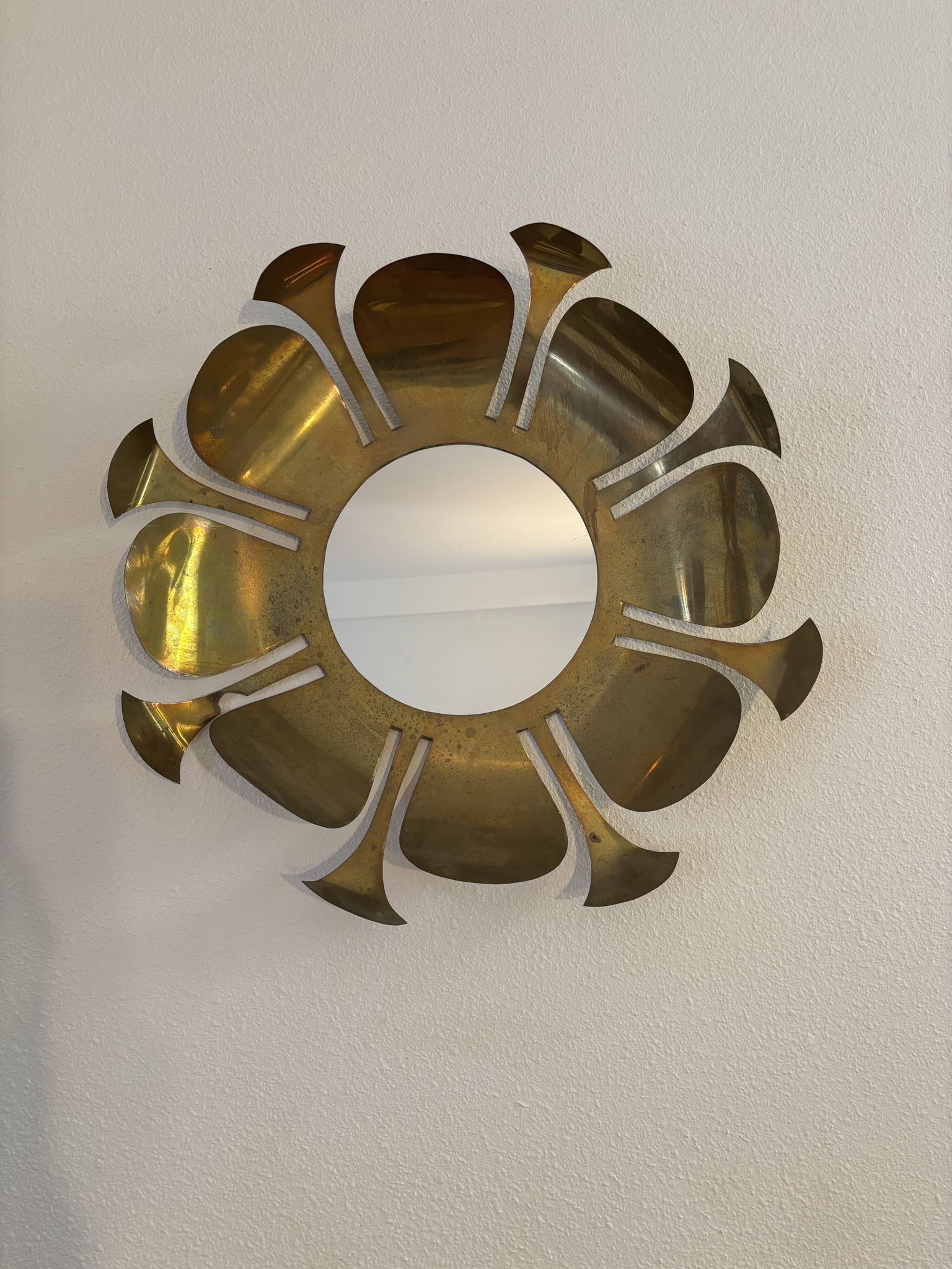 Miroir en laiton doré, 1970