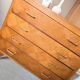 Commode vintage en bois et pieds compas